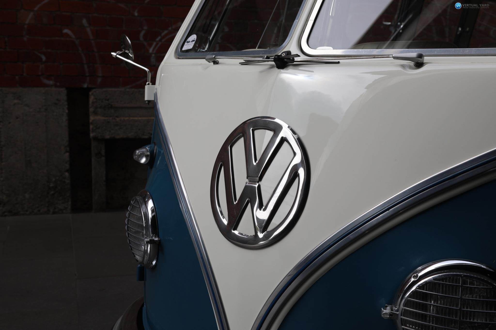 1963 Volkswagen Kombi Van Deluxe Samba 