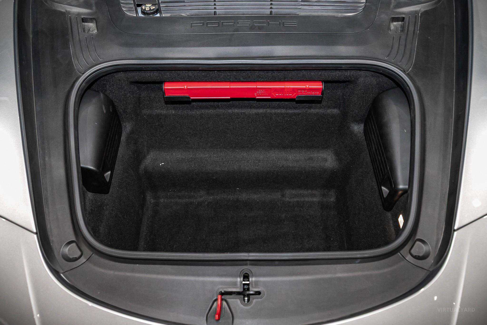 2018 Porsche 911 991 II Carrera Coupe 2dr PDK 7sp 3.0TT [MY17] 