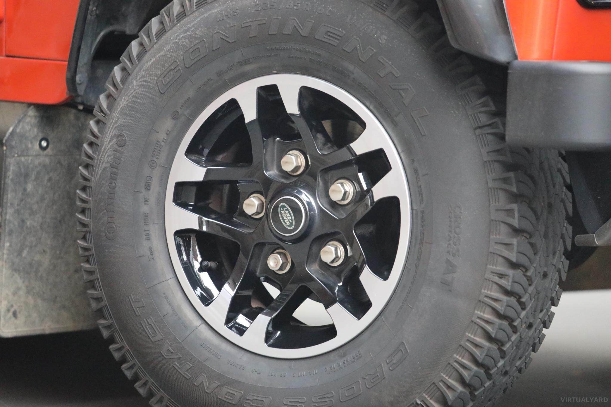 2015 Land Rover Defender 90 Adventure Wagon 3dr Man 6sp 4x4 2.2DT [MY16] 