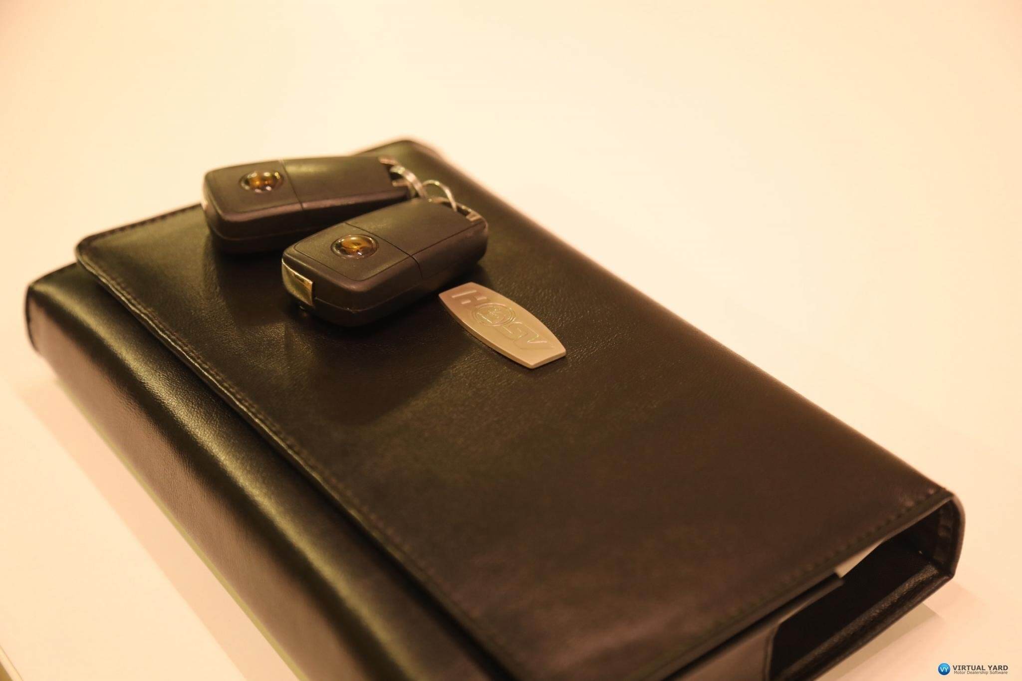 2014 Holden Special Vehicles Senator GEN-F Signature Sedan 4dr Spts Auto 6sp 6.2i [MY14] 