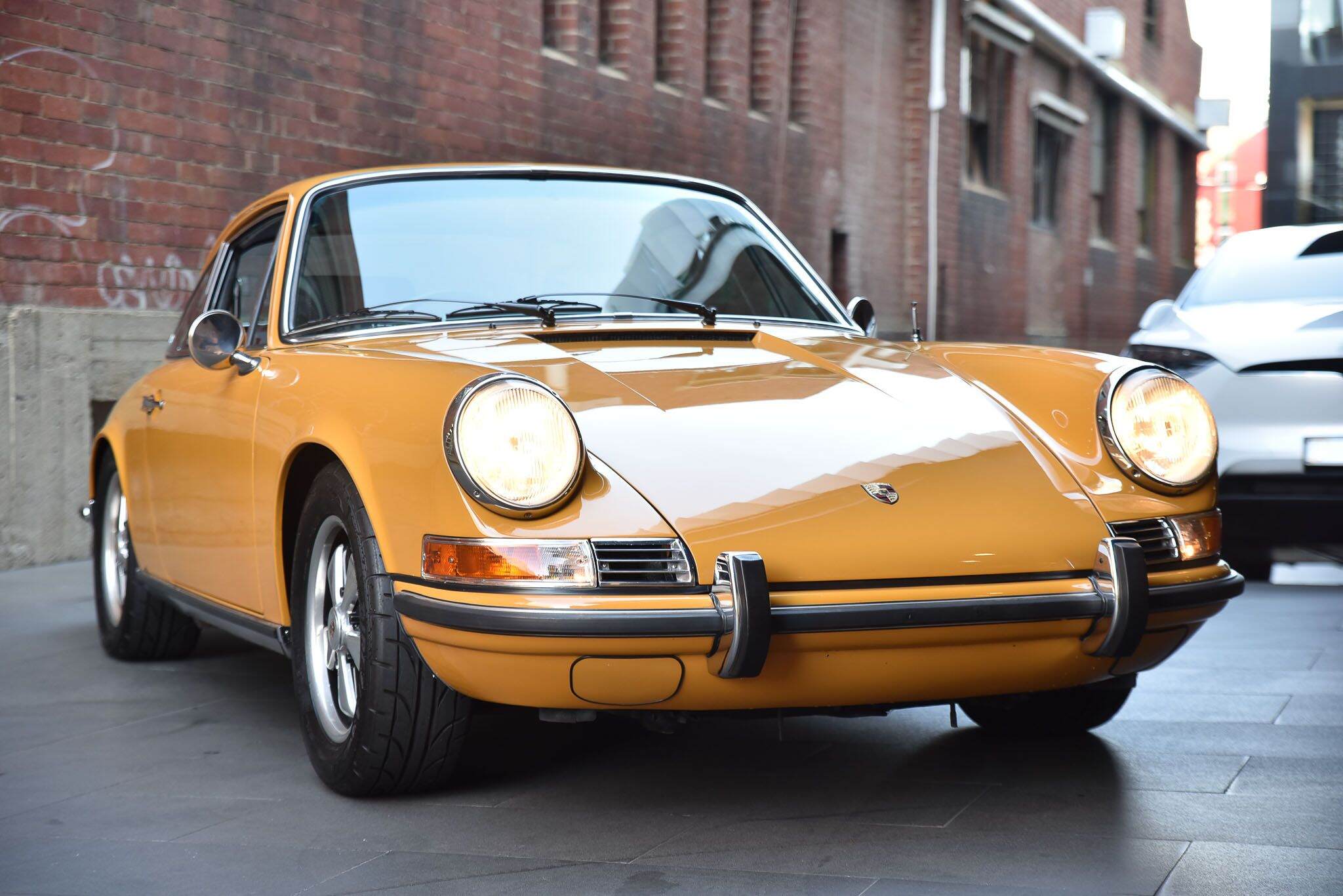 1969 Porsche 911 S Coupe 2dr Man 5sp 2.0i 