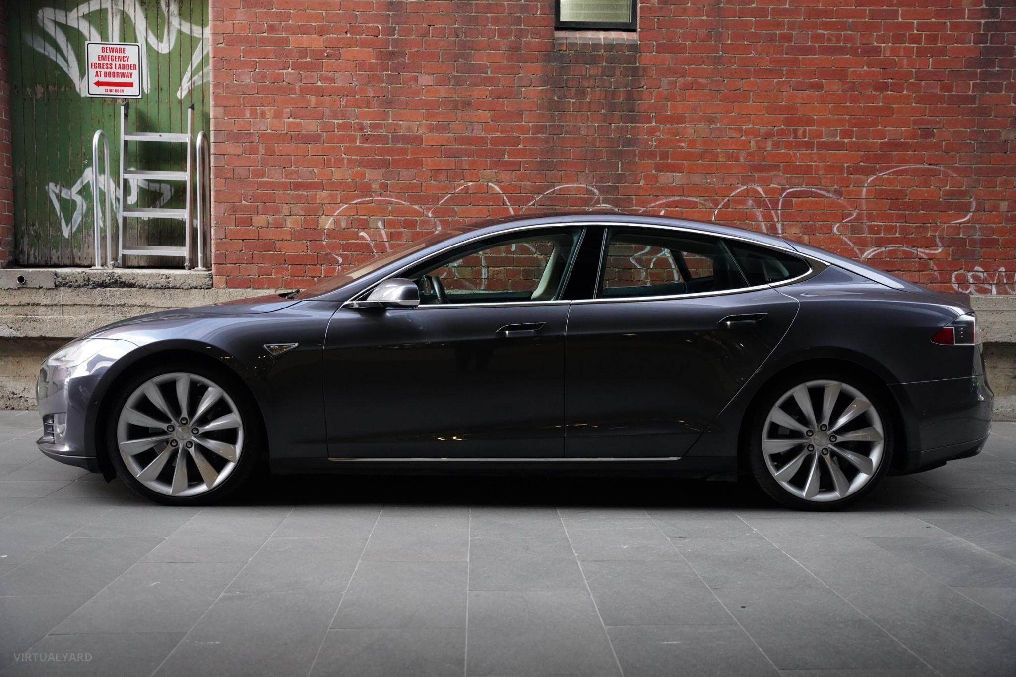 2015 Tesla Model S 85D Sportback 5dr Reduction Gear 1sp AWD AC311kW [Jan] 