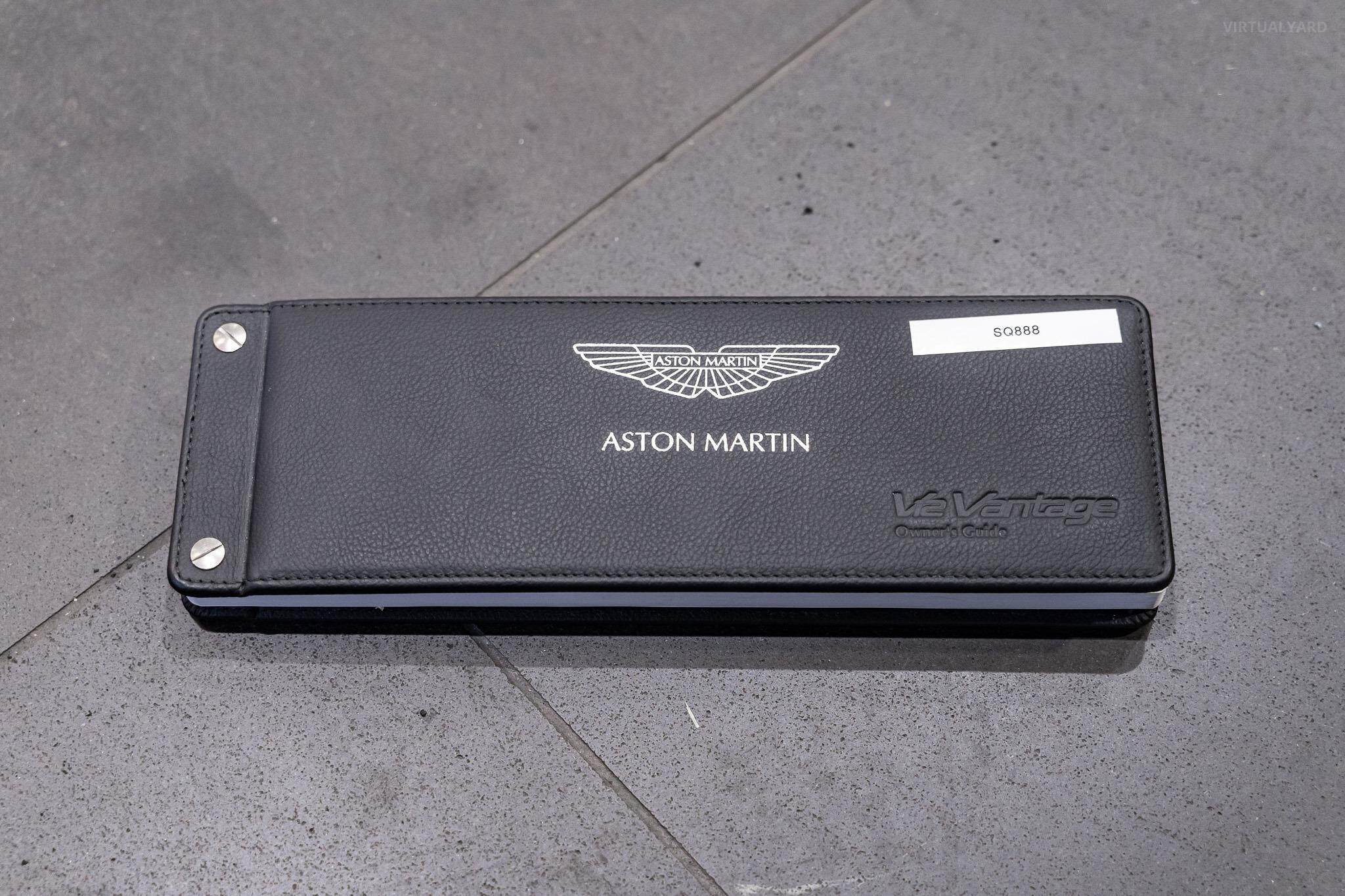 2013 Aston Martin V12 Vantage Carbon Black Coupe 2dr Man 6sp 5.9i [MY13] 