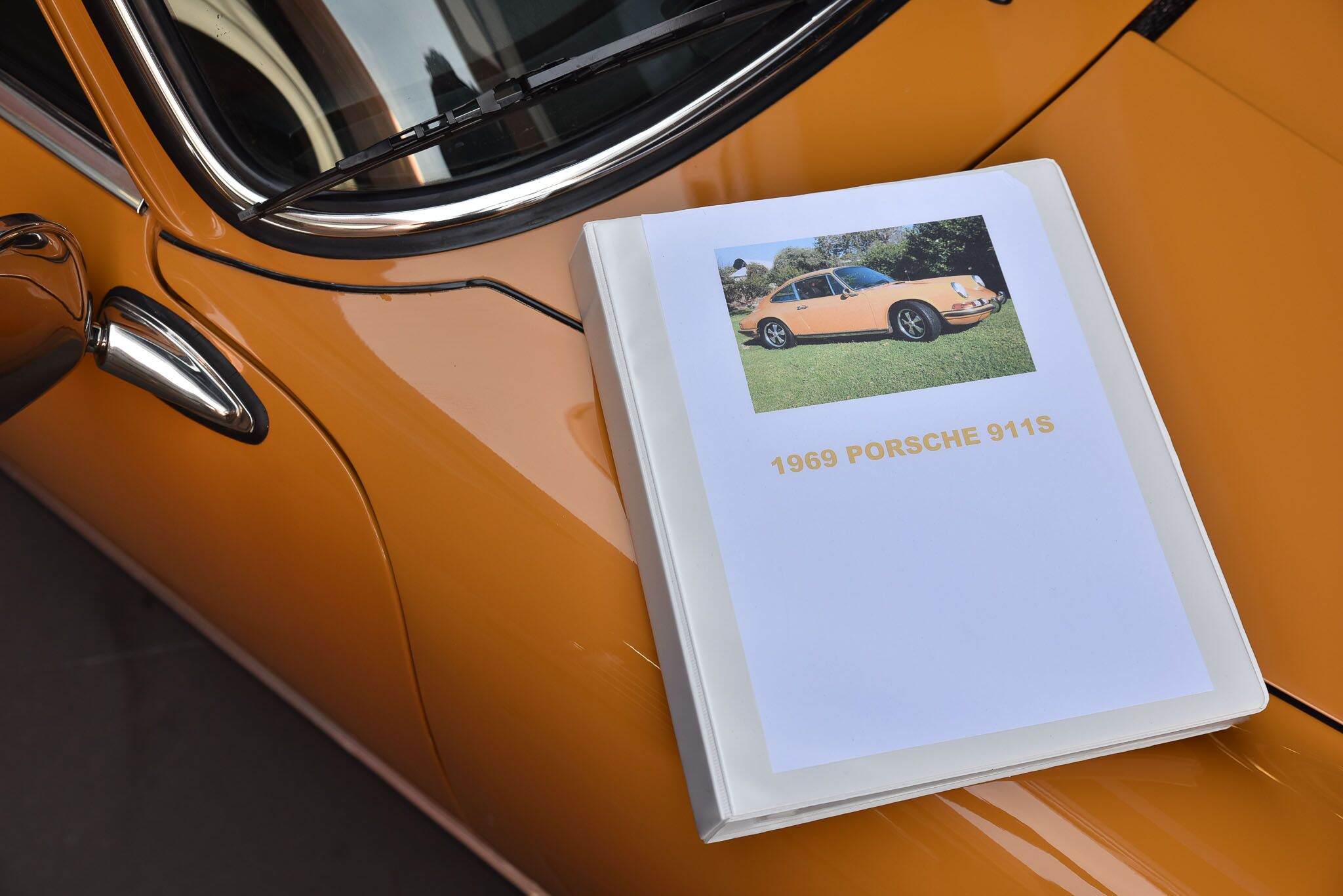 1969 Porsche 911 S Coupe 2dr Man 5sp 2.0i 