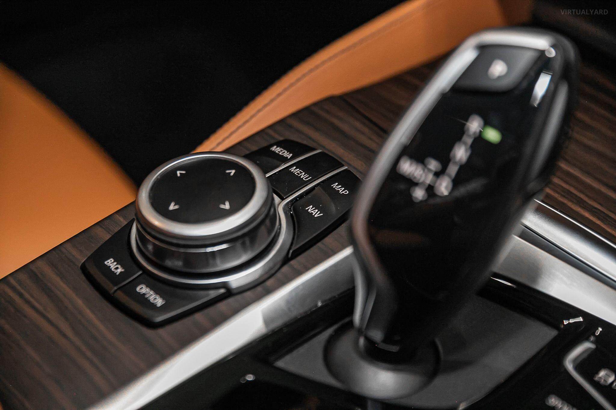 2022 BMW 5 Series G30 LCI M550i xDrive Sedan 4dr Steptronic 8sp 4WD 4.4TT 