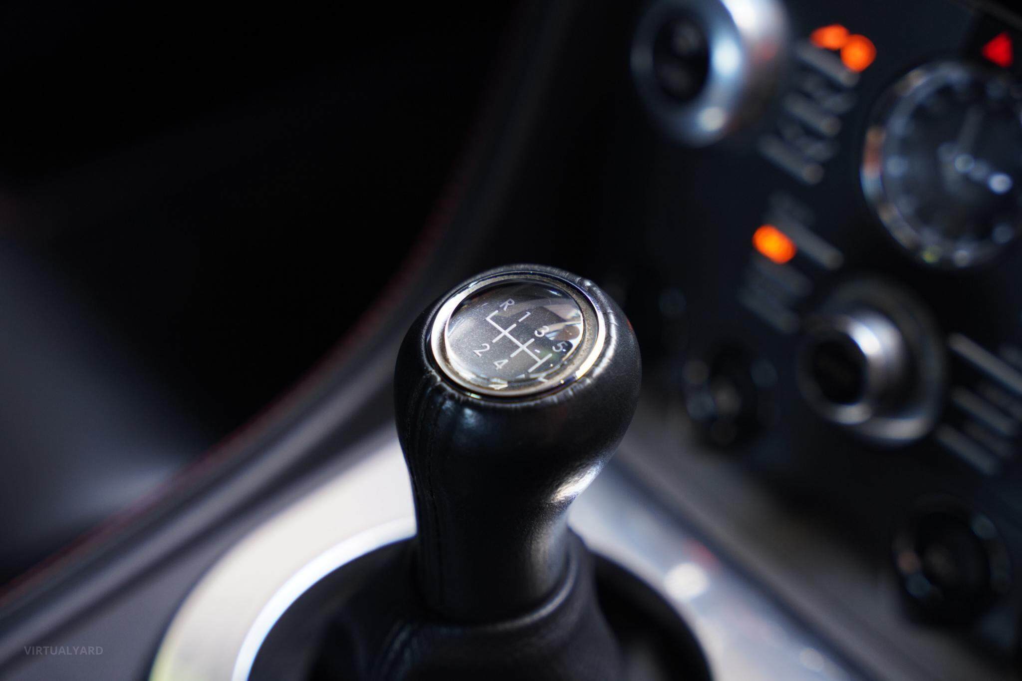 2014 Aston Martin V8 Vantage Coupe 2dr Man 6sp 4.7i [MY14] 