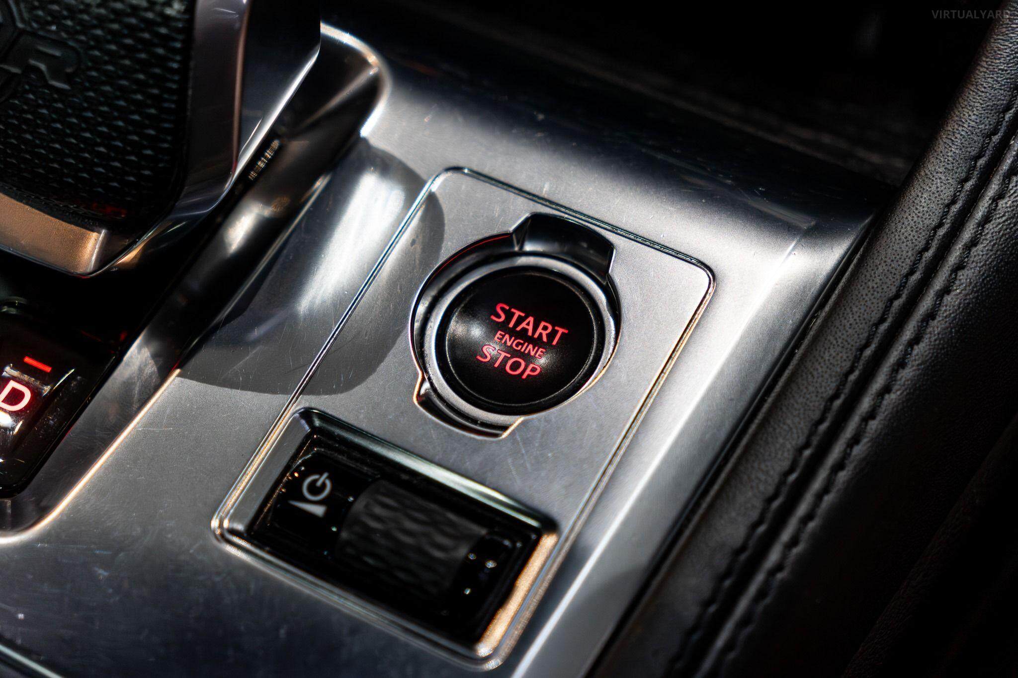 2021 JAGUAR F-PACE SVR 