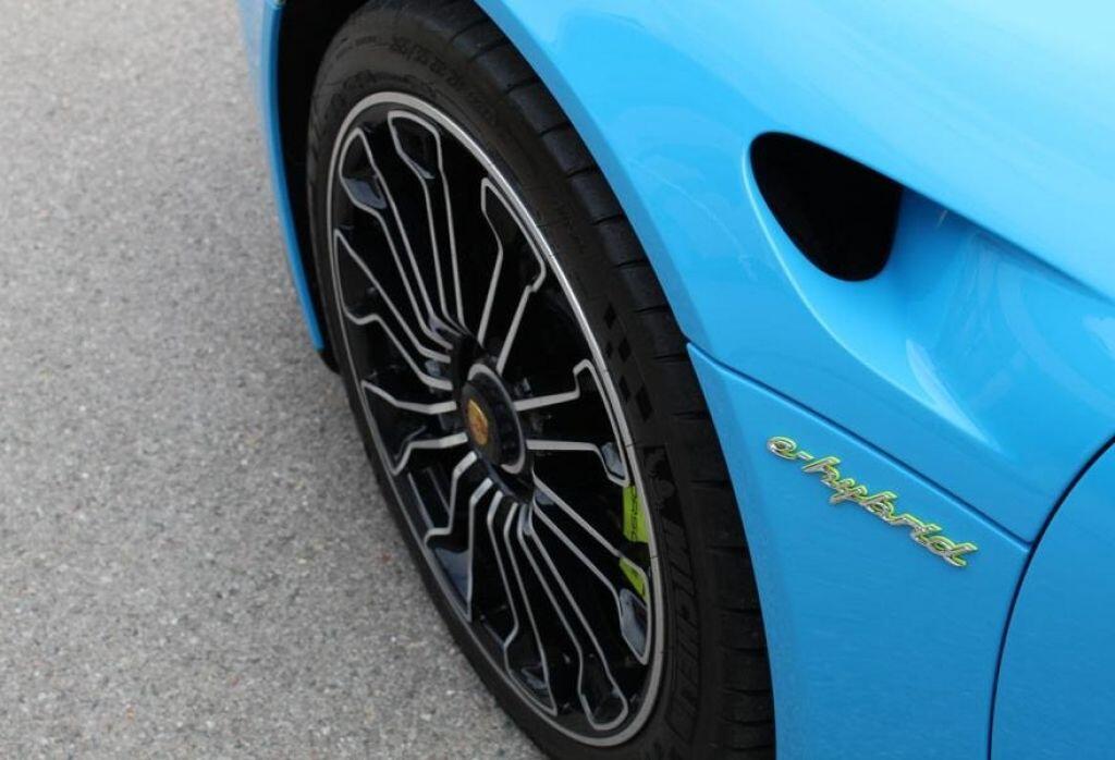 2015 Porsche 918 Spyder  