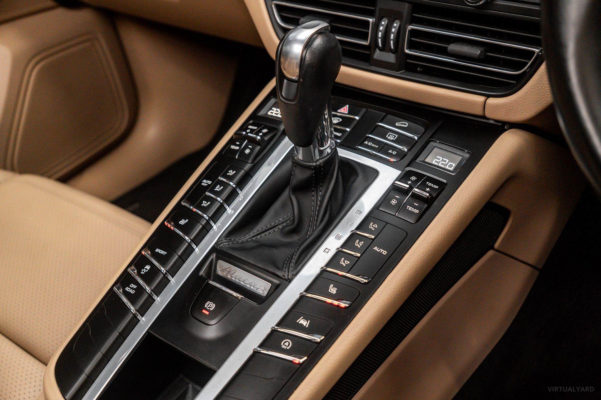2021 Porsche Macan 95B Wagon 5dr PDK 7sp AWD 2.0T [MY21] 