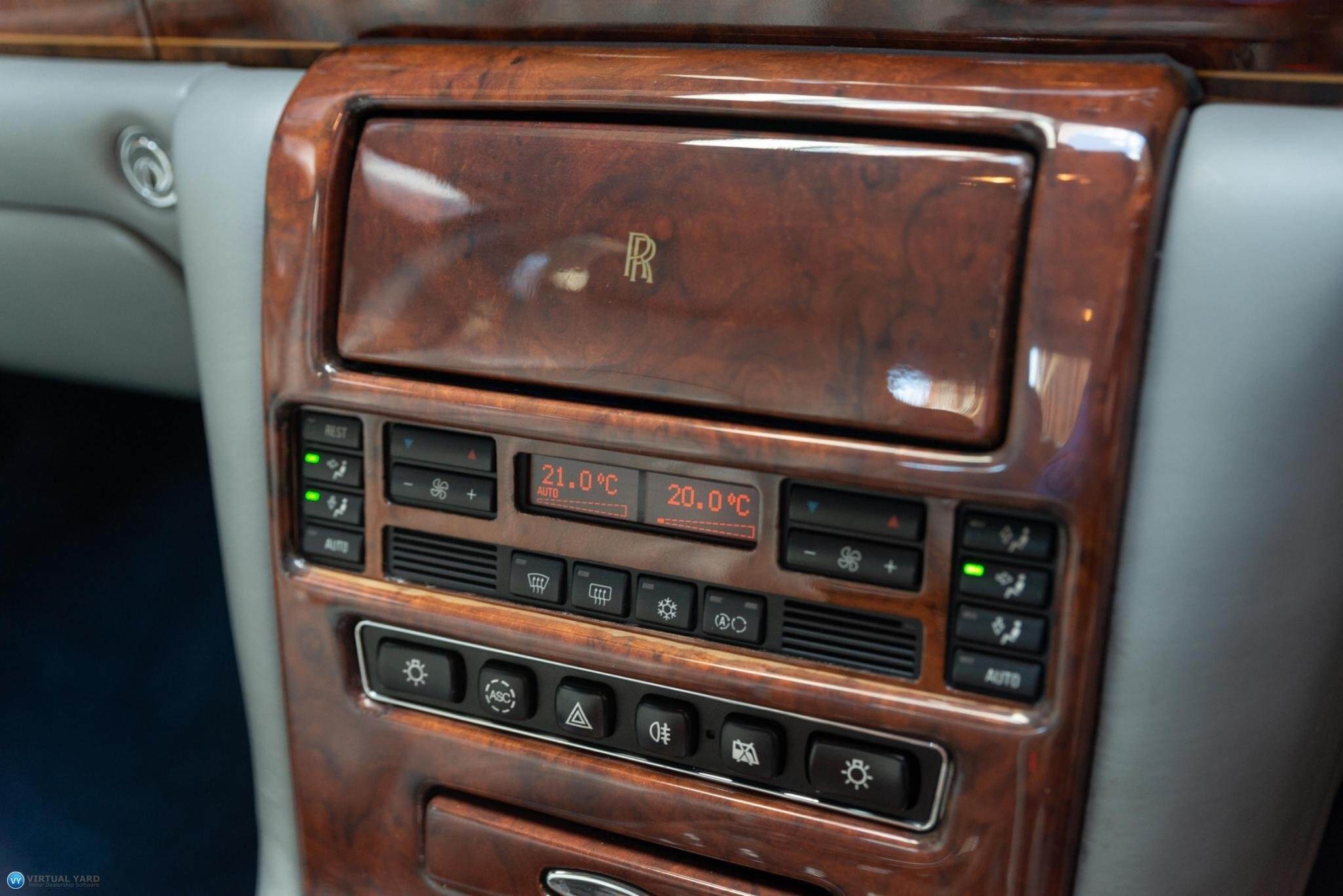 1999 Rolls-Royce Silver Seraph Sedan 4dr Auto 5sp 5.4i 