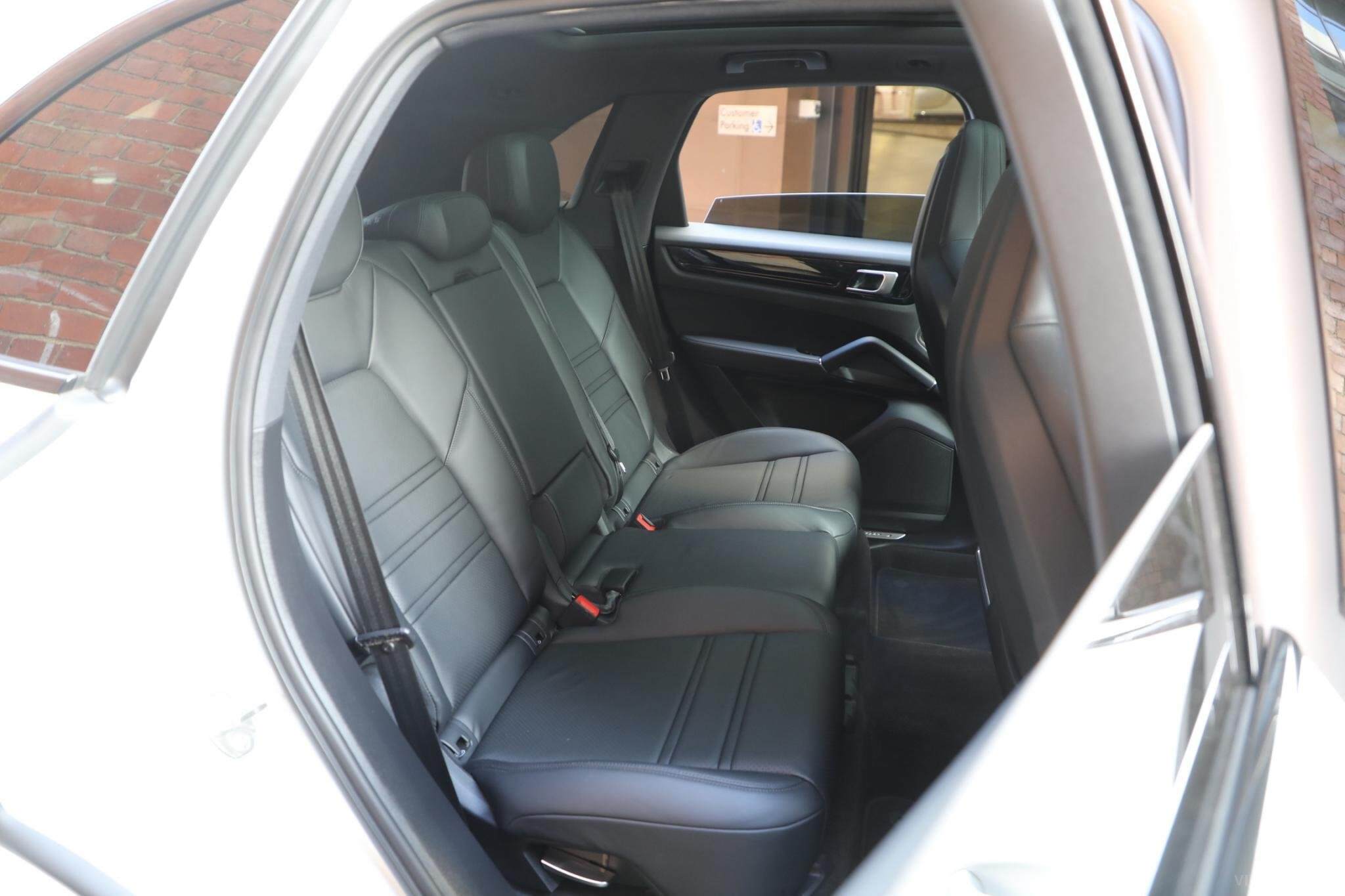 2019 Porsche Cayenne 9YA E-Hybrid Wagon 5dr Tiptronic 8sp 4x4 3.0T/100kW Hybrid [MY19] 