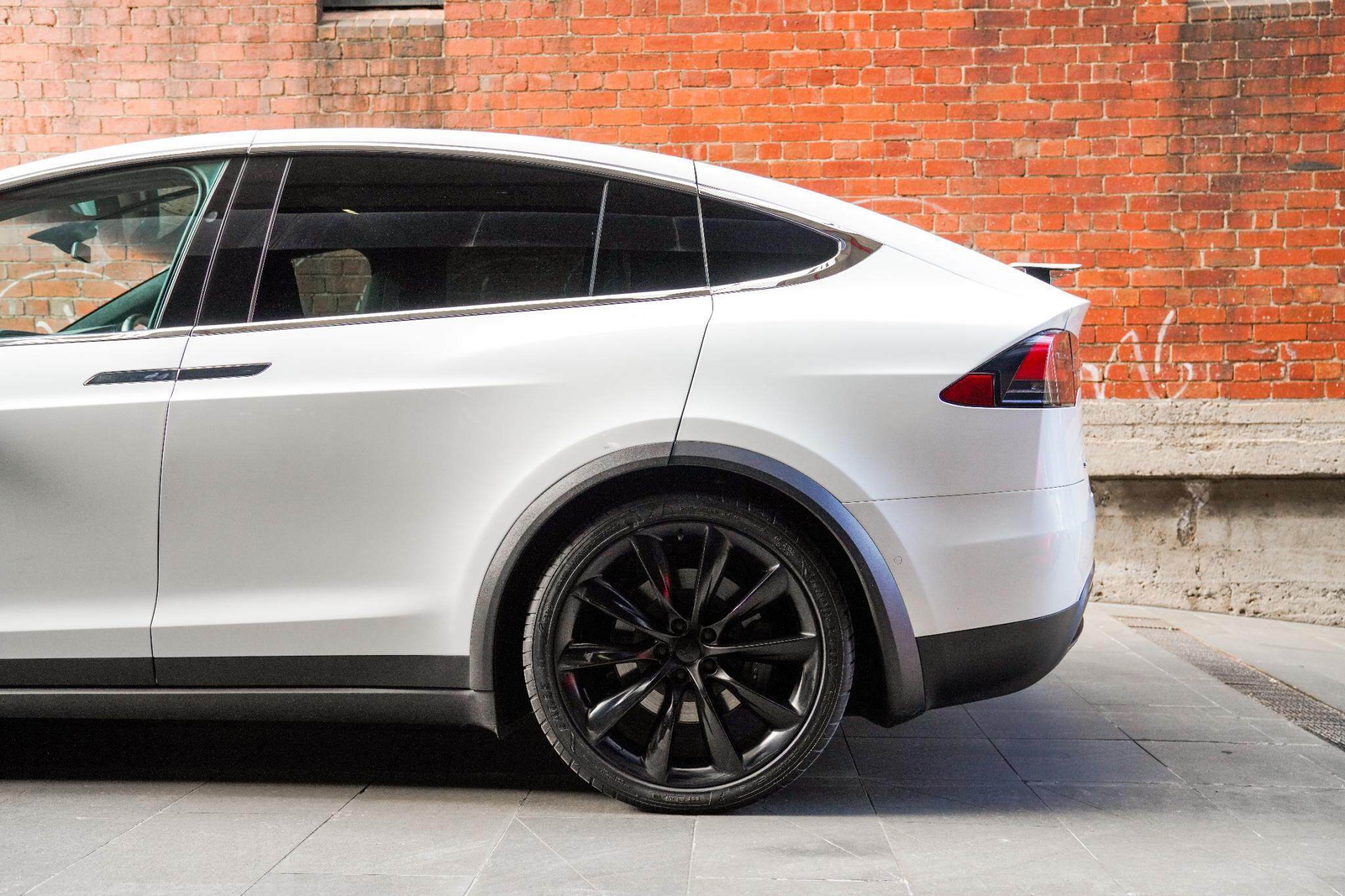 2018 Tesla Model X 75D Wagon 5dr Reduction Gear 1sp AWD AC245kW [May] 