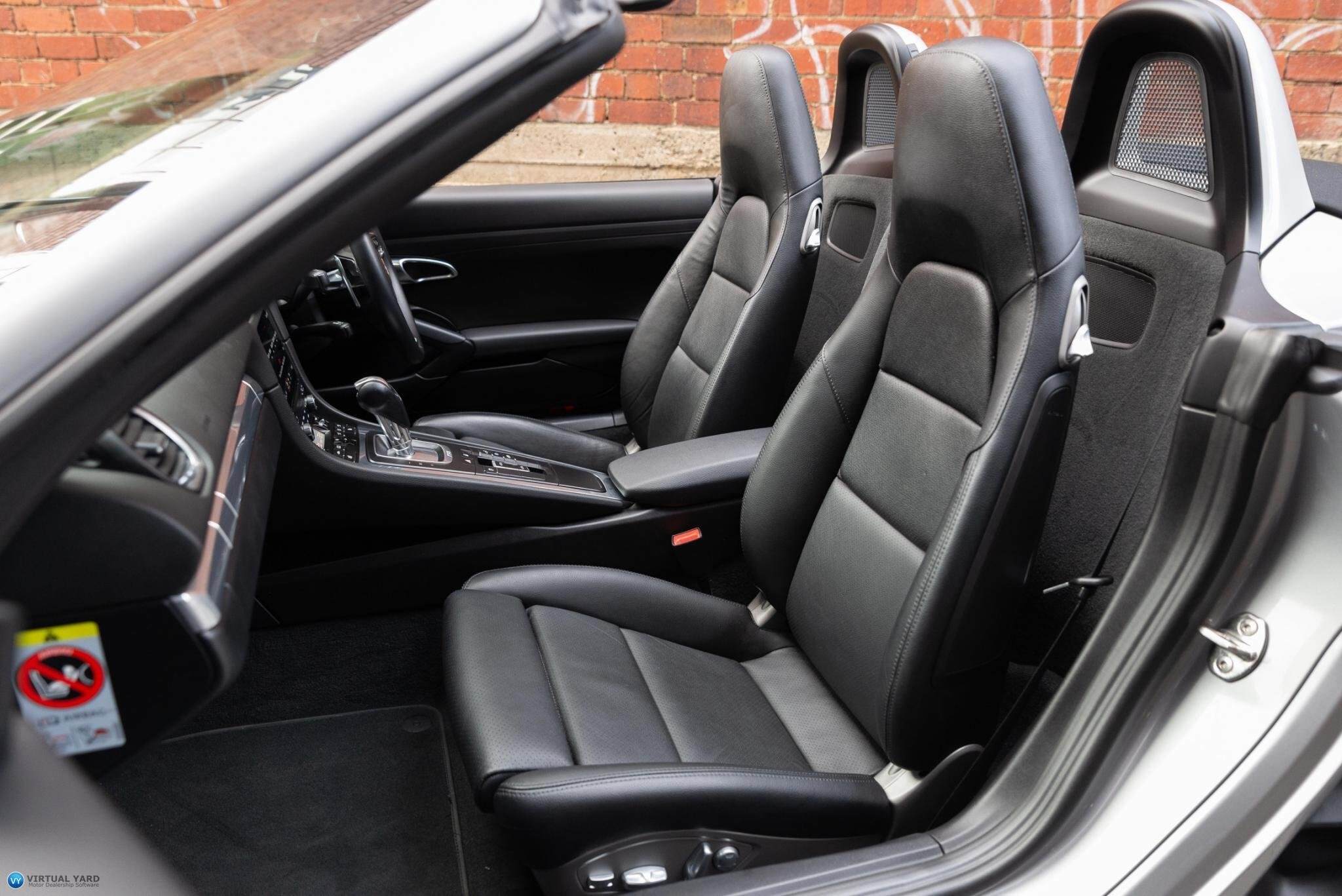 2017 Porsche 718 982 Boxster Convertible 2dr PDK 7sp 2.0T [MY17] 