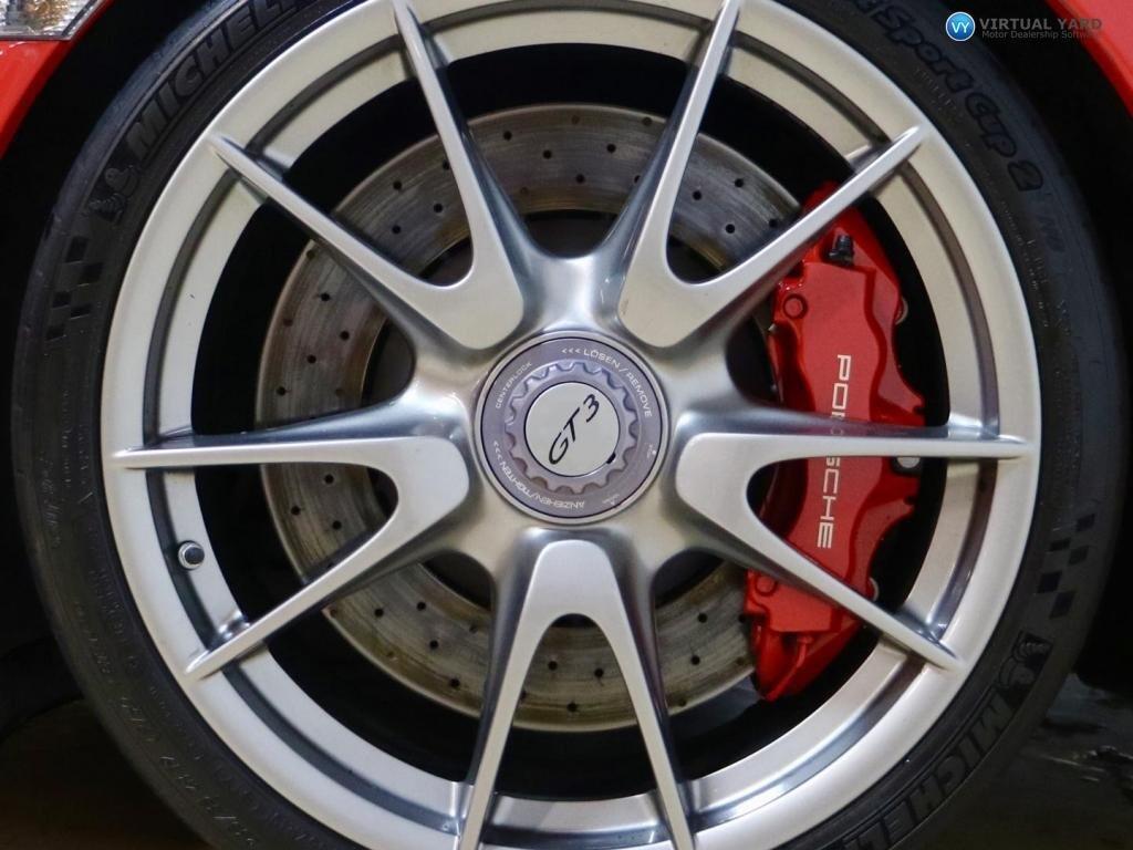 2010 PORSCHE 911 GT3 RWD COUPE 