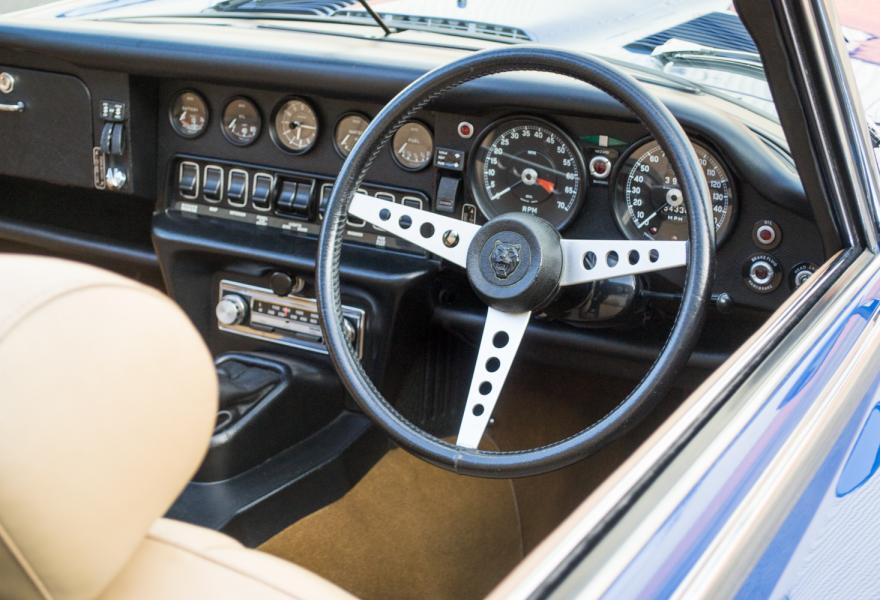 Jaguar-E-Type-Series-3-V12-41