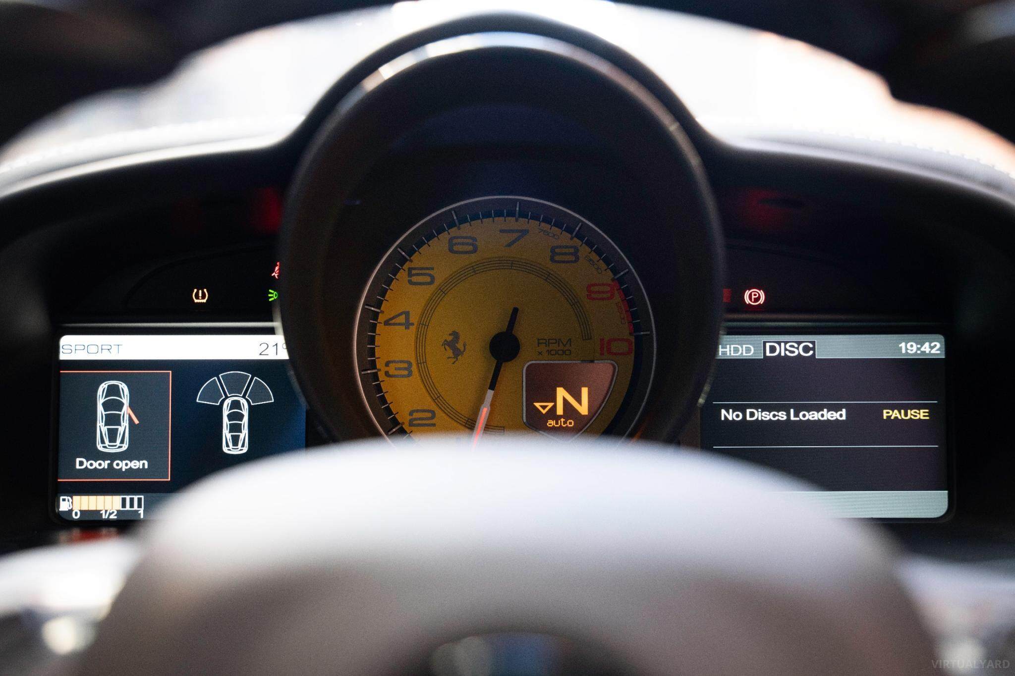 2012 Ferrari 458 Italia F142 Coupe 2dr DCT 7sp 4.5i 