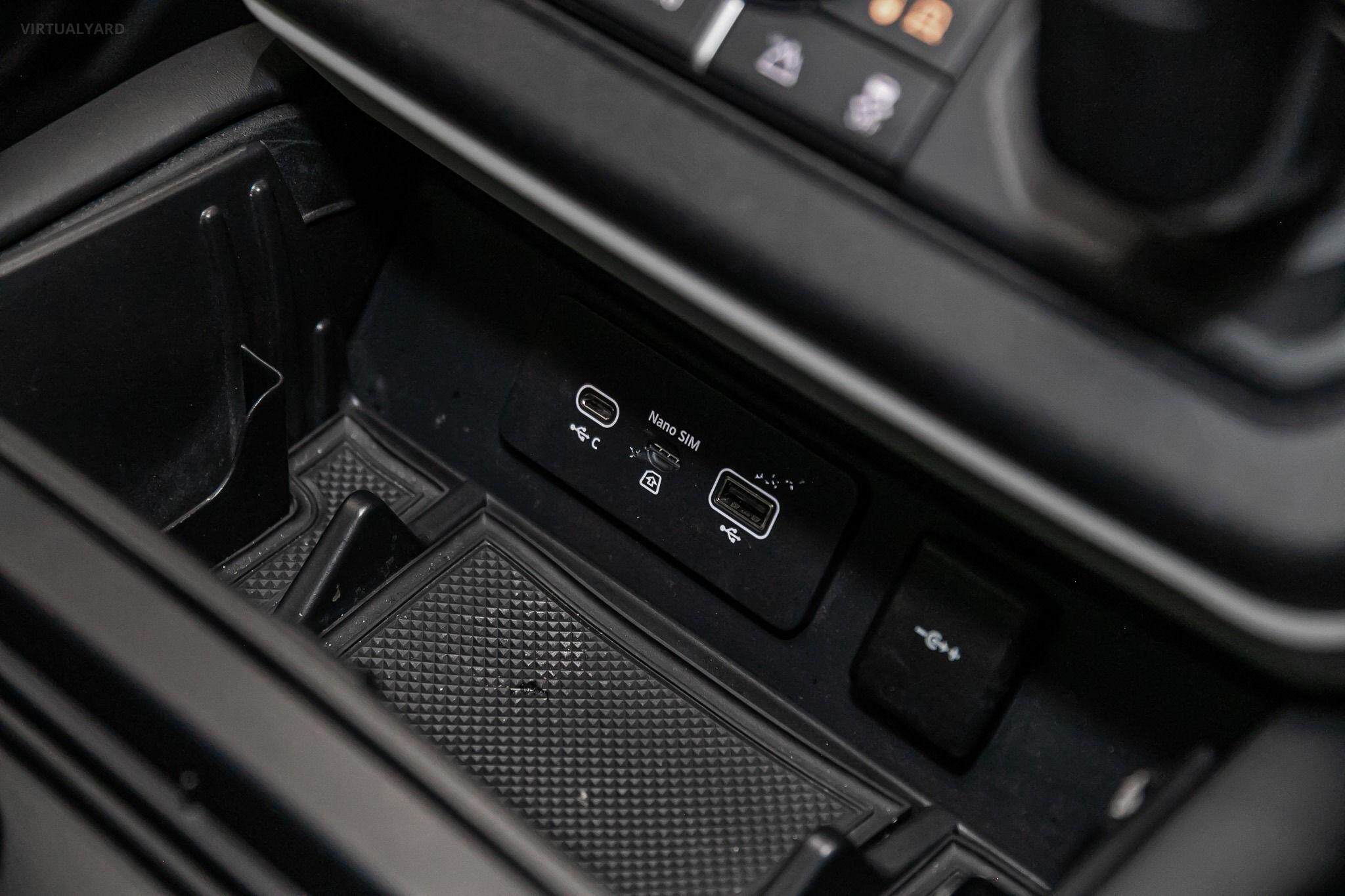 2020 Land Rover Defender L663 110 P400 HSE Wagon 5dr Spts Auto 8sp AWD 3.0T [MY20] 