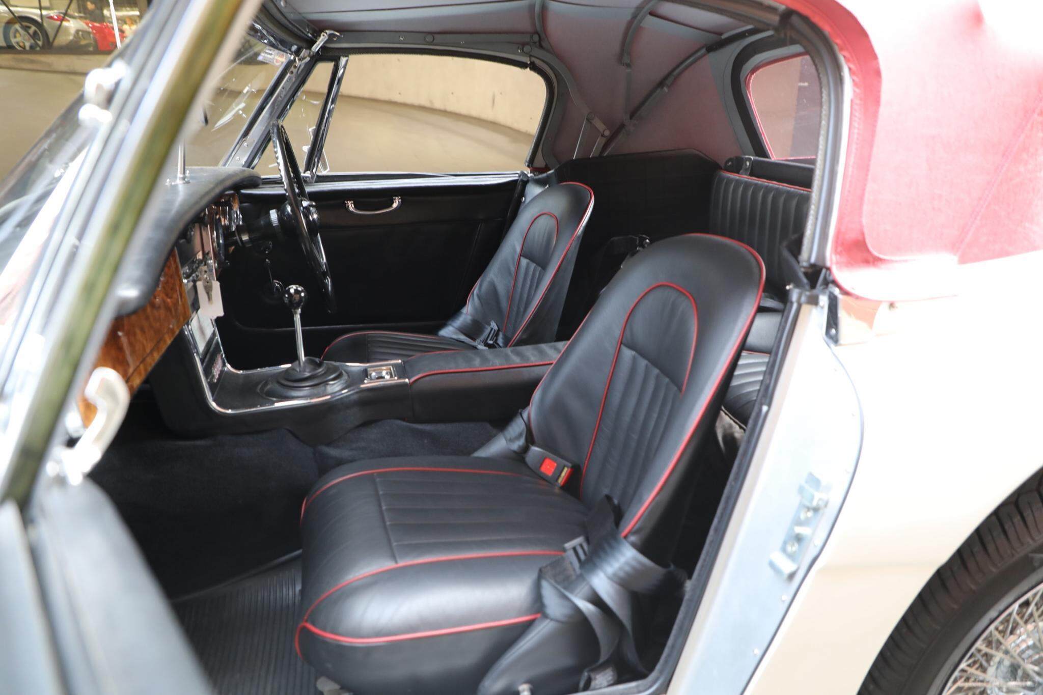 1967 Austin Healey 3000 Mk III Convertible 2dr Man O/Drv 4sp 3000 