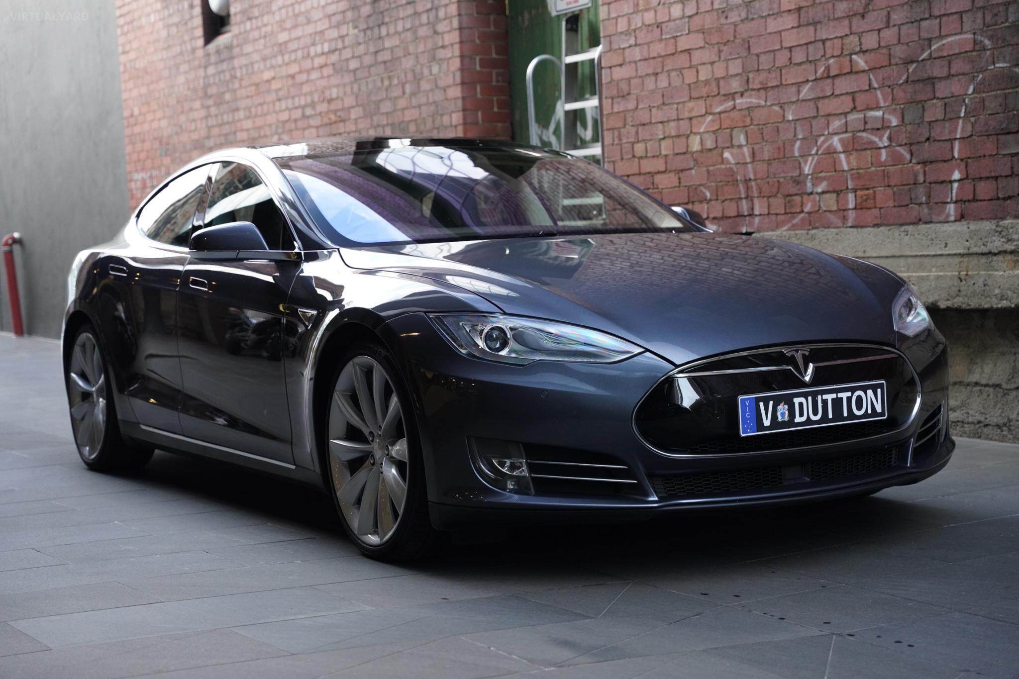 2015 Tesla Model S 85D Sportback 5dr Reduction Gear 1sp AWD AC311kW [Jan] 