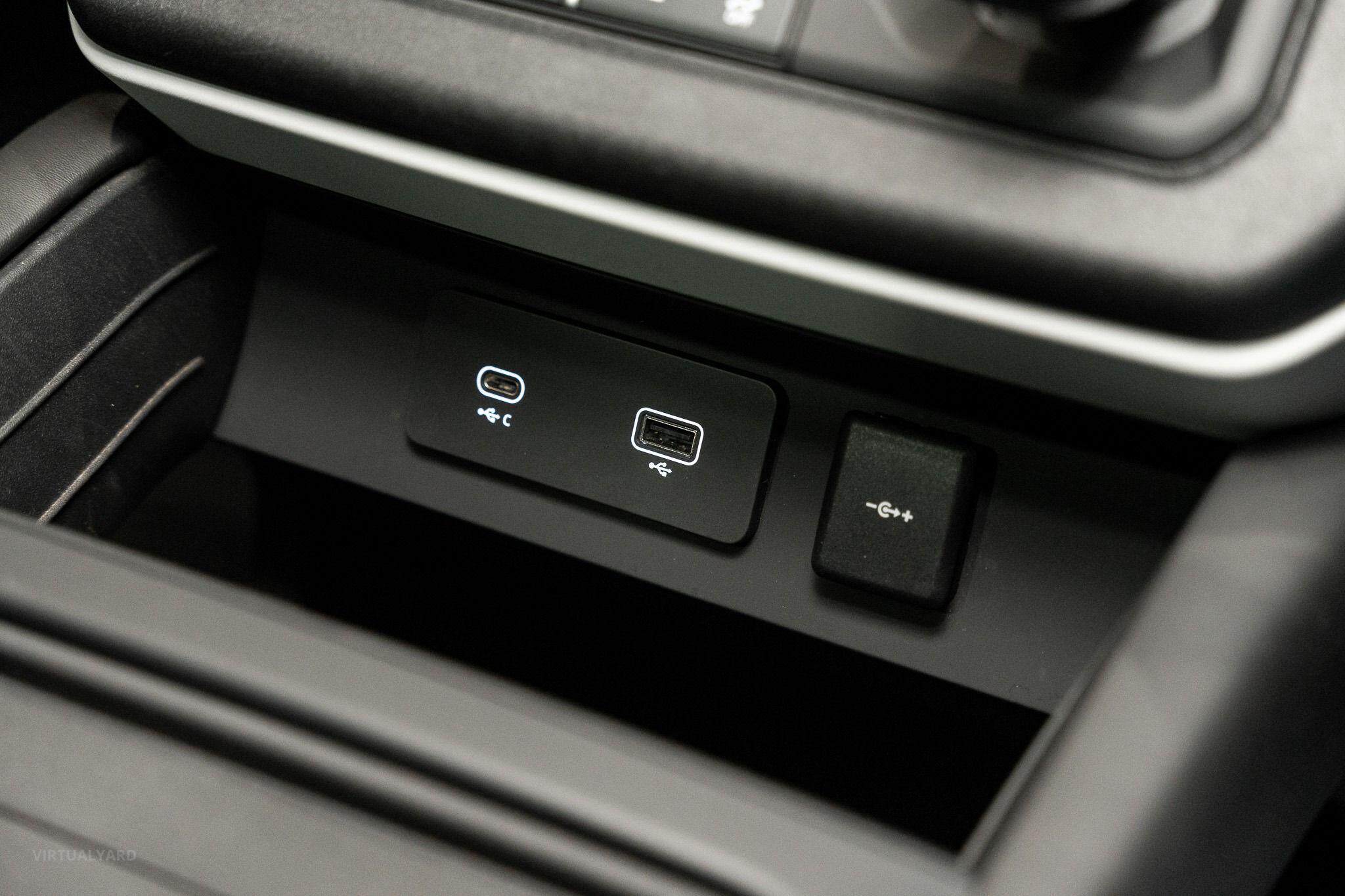 2021 Land Rover Defender L663 110 D300 HSE Wagon 5dr Spts Auto 8sp AWD 3.0DTT (5yr warranty) [MY21] 