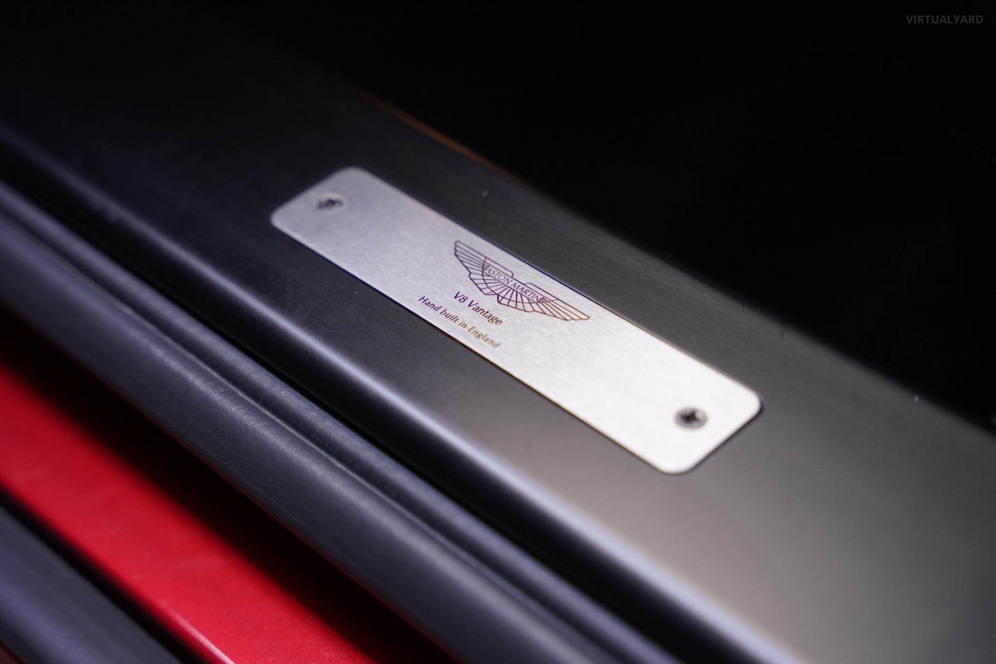 2014 Aston Martin V8 Vantage Coupe 2dr Man 6sp 4.7i [MY14] 