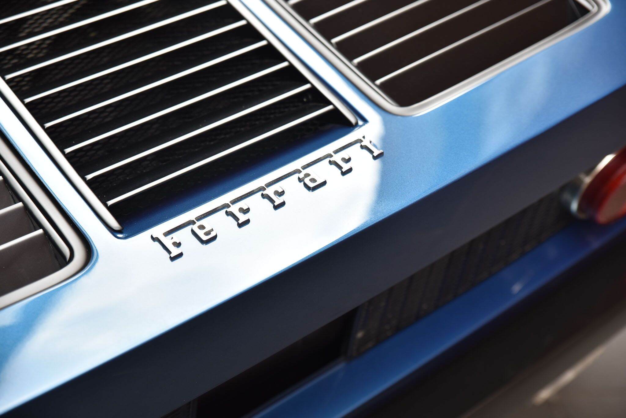 1976 Ferrari 365 BOXER GT4 Coupe 2dr Man 5sp 4.4 