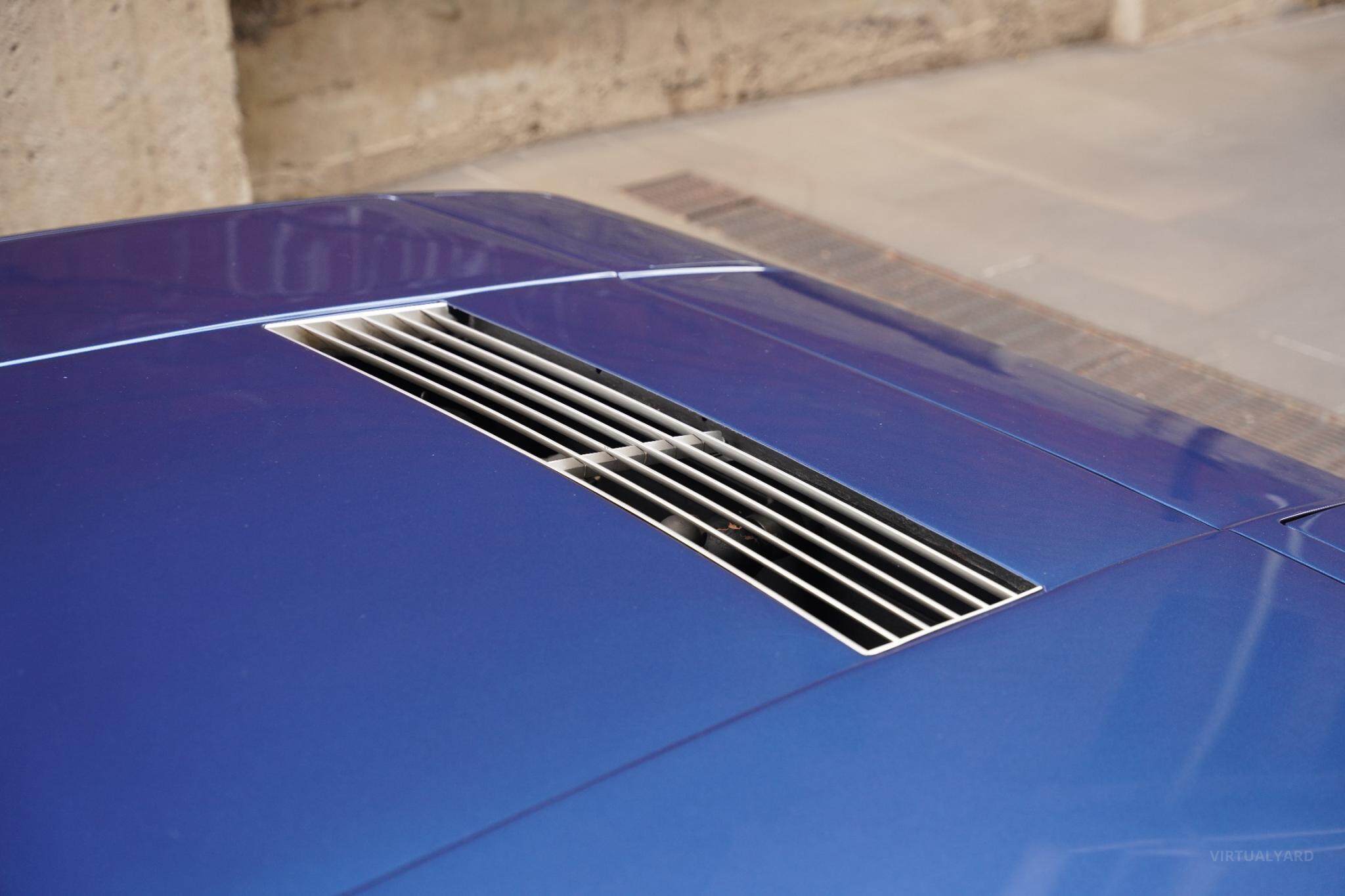 1976 Ferrari 365 GT4 Coupe 2dr Man 5sp 4.4 (2+2) 