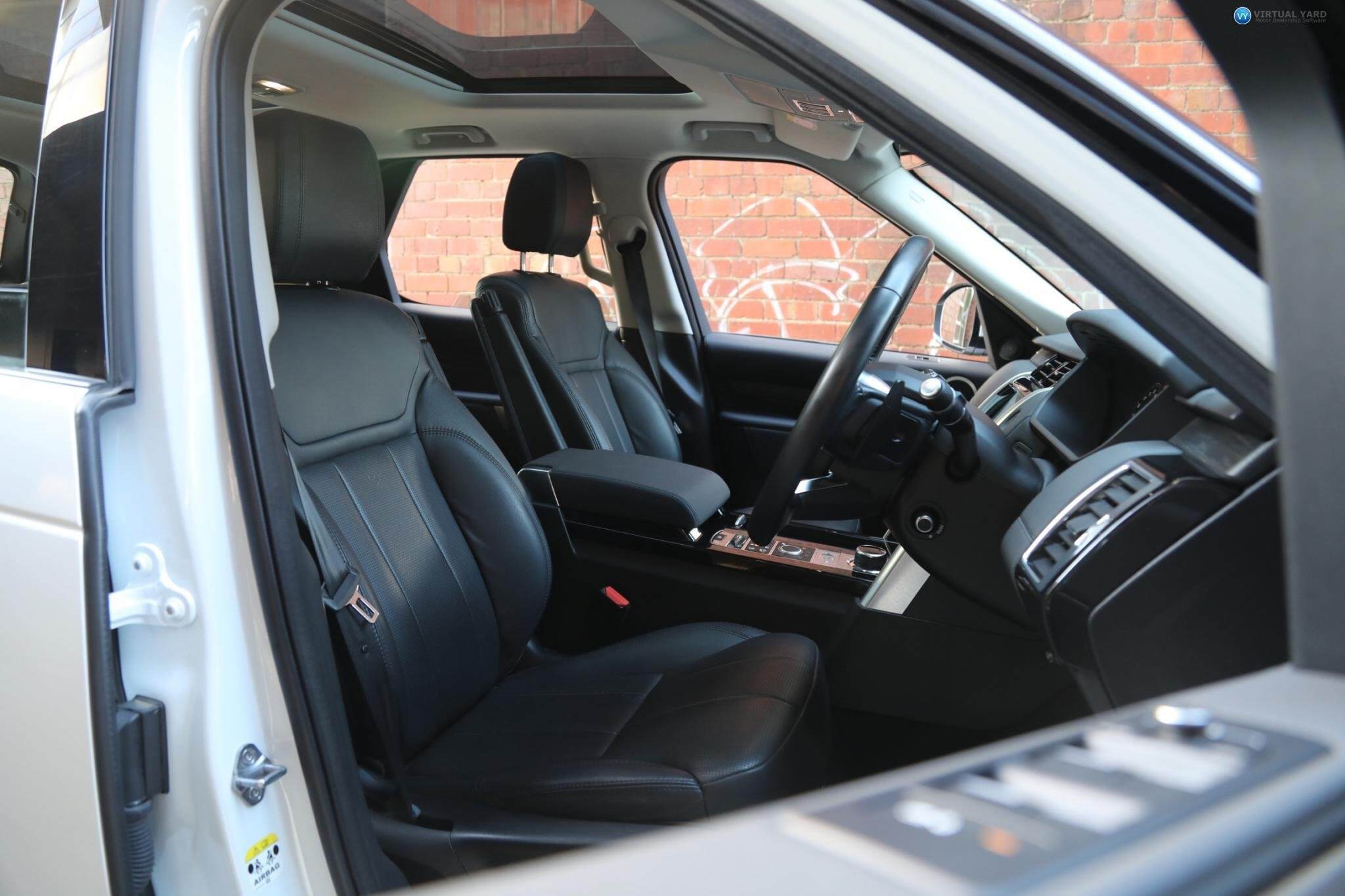 2018 Land Rover Discovery Series 5 TD4 HSE Wagon 5dr Spts Auto 8sp 4WD 2.0DT [MY18] 