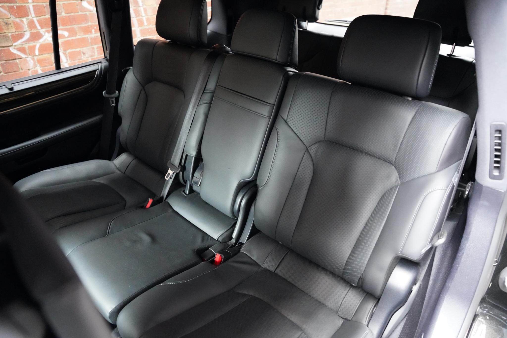 2019 Lexus LX URJ201R LX570 S Wagon 8st 5dr Spts Auto 8sp, 4x4 5.7i 