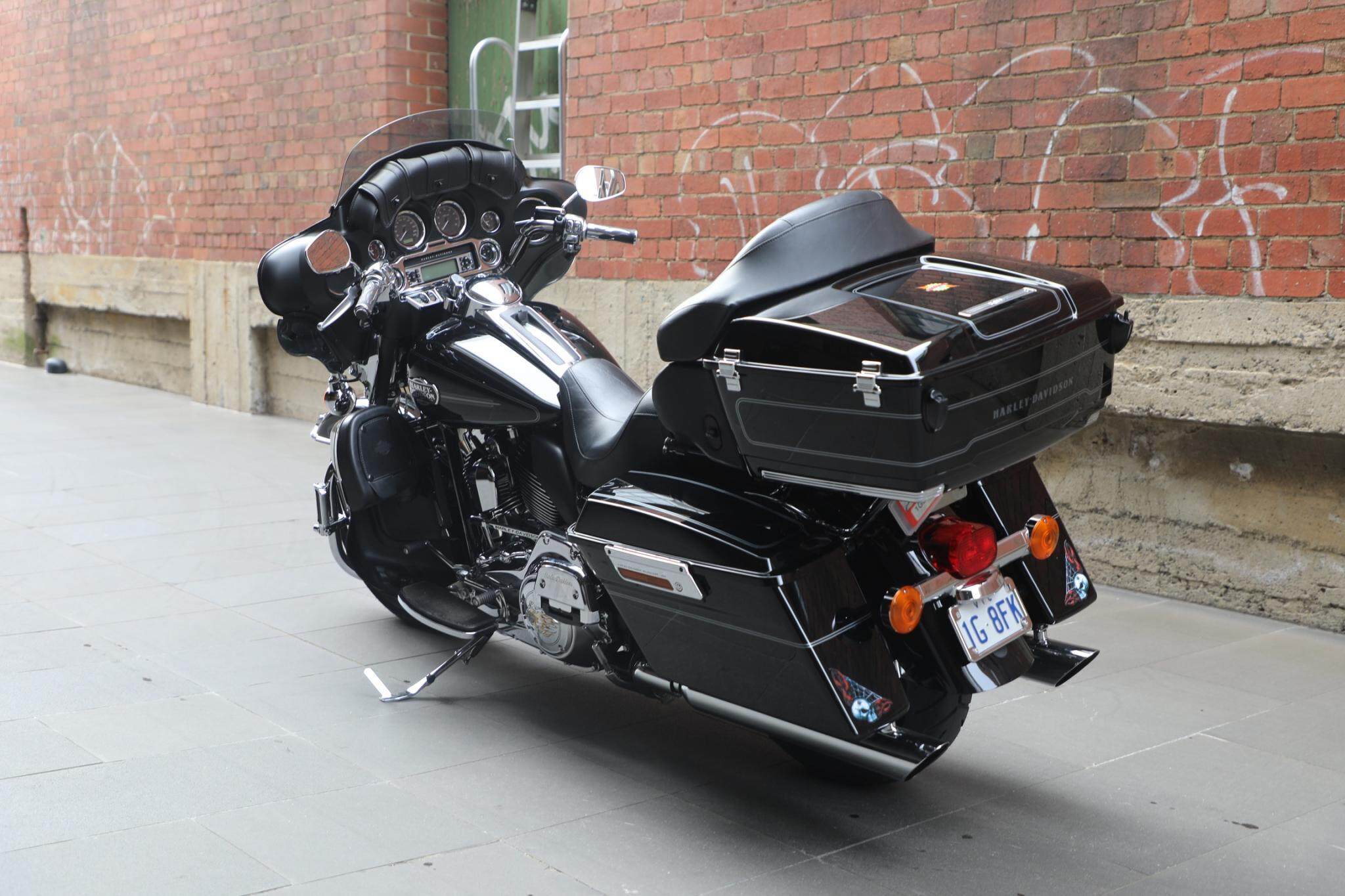 2012 HARLEY DAVIDSON FLHTCU ULTRA CLASSIC 