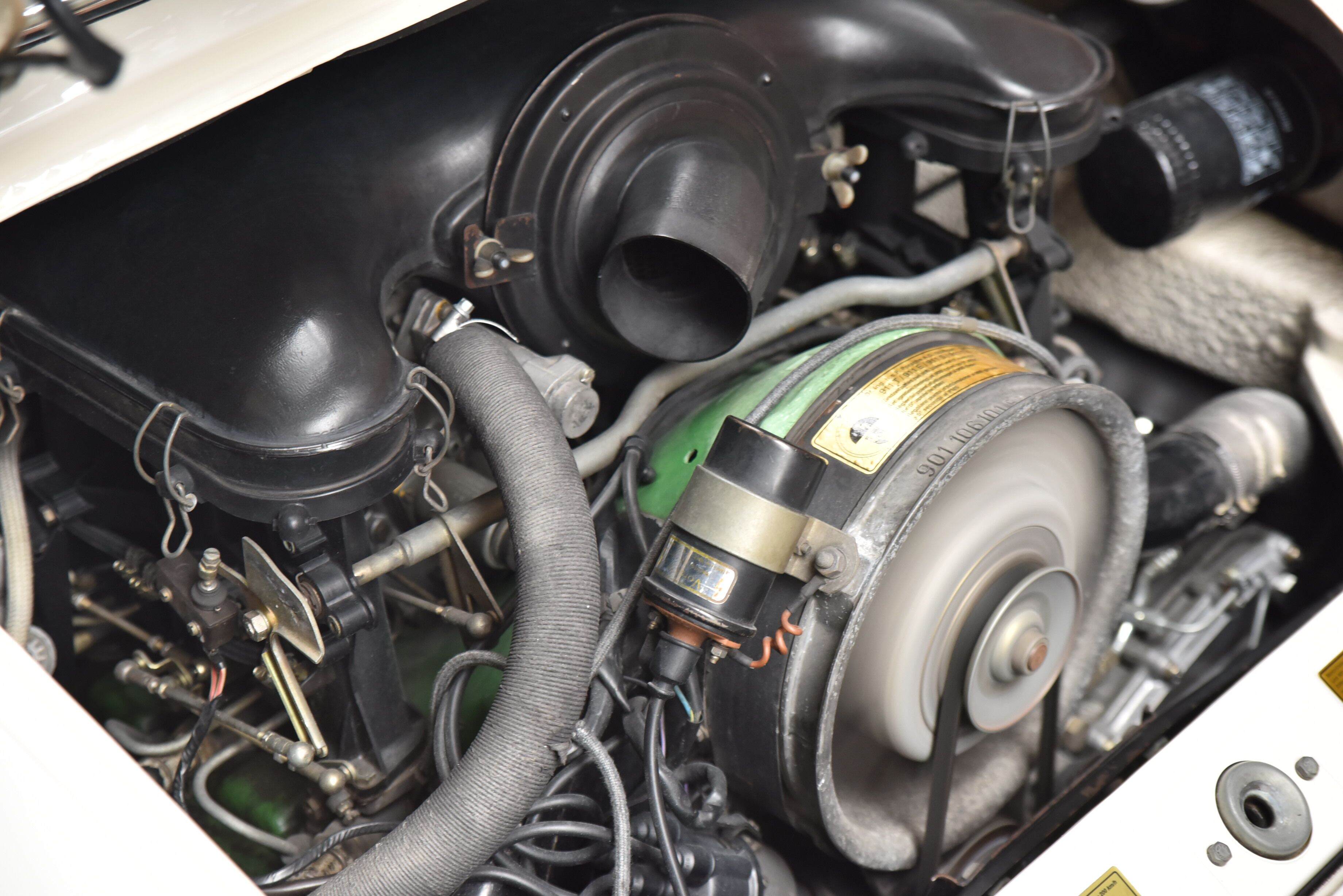 1973 Porsche 911 F E Coupe 2dr Man 5sp 2.4i 