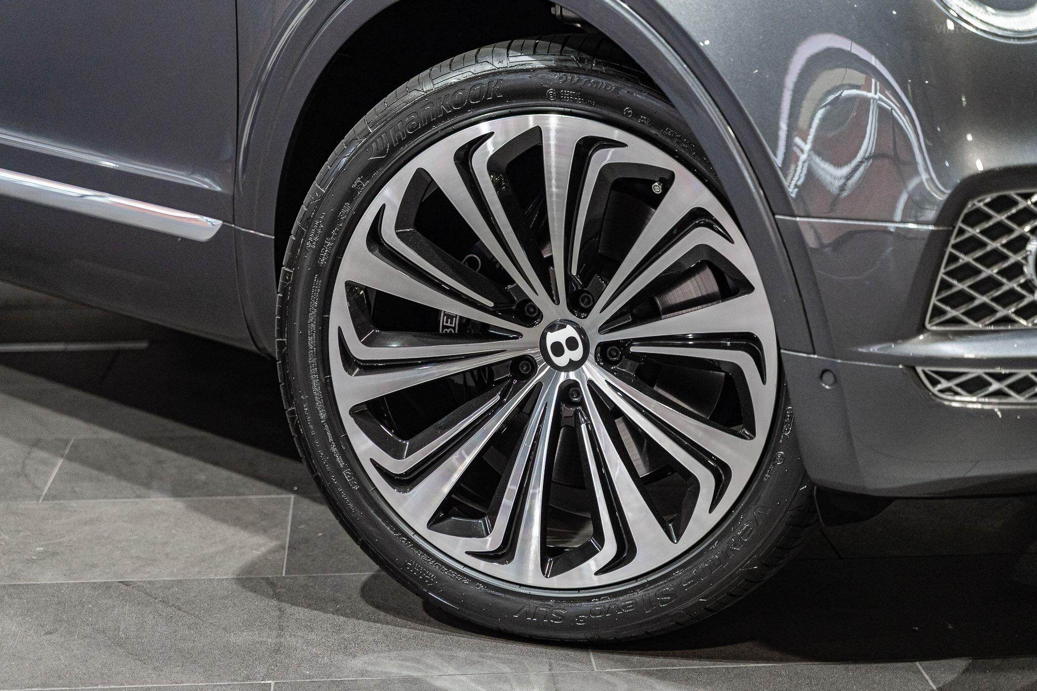 2017 Bentley Bentayga 4V Wagon 5dr Spts Auto 8sp AWD 6.0TT (5-st) [MY17] 