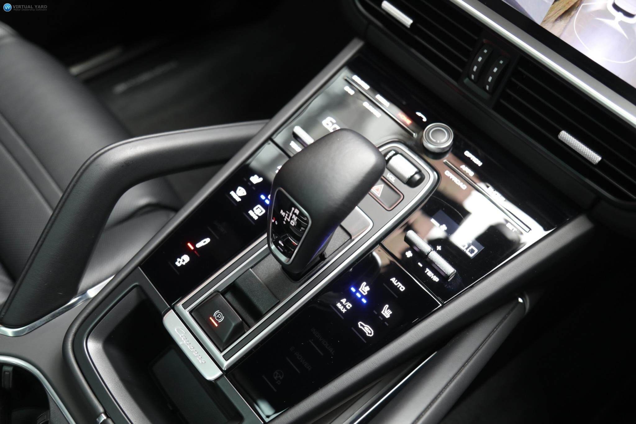 2018 Porsche Cayenne 9YA Turbo Wagon 5dr Tiptronic 8sp 4x4 4.0TT [MY19] 