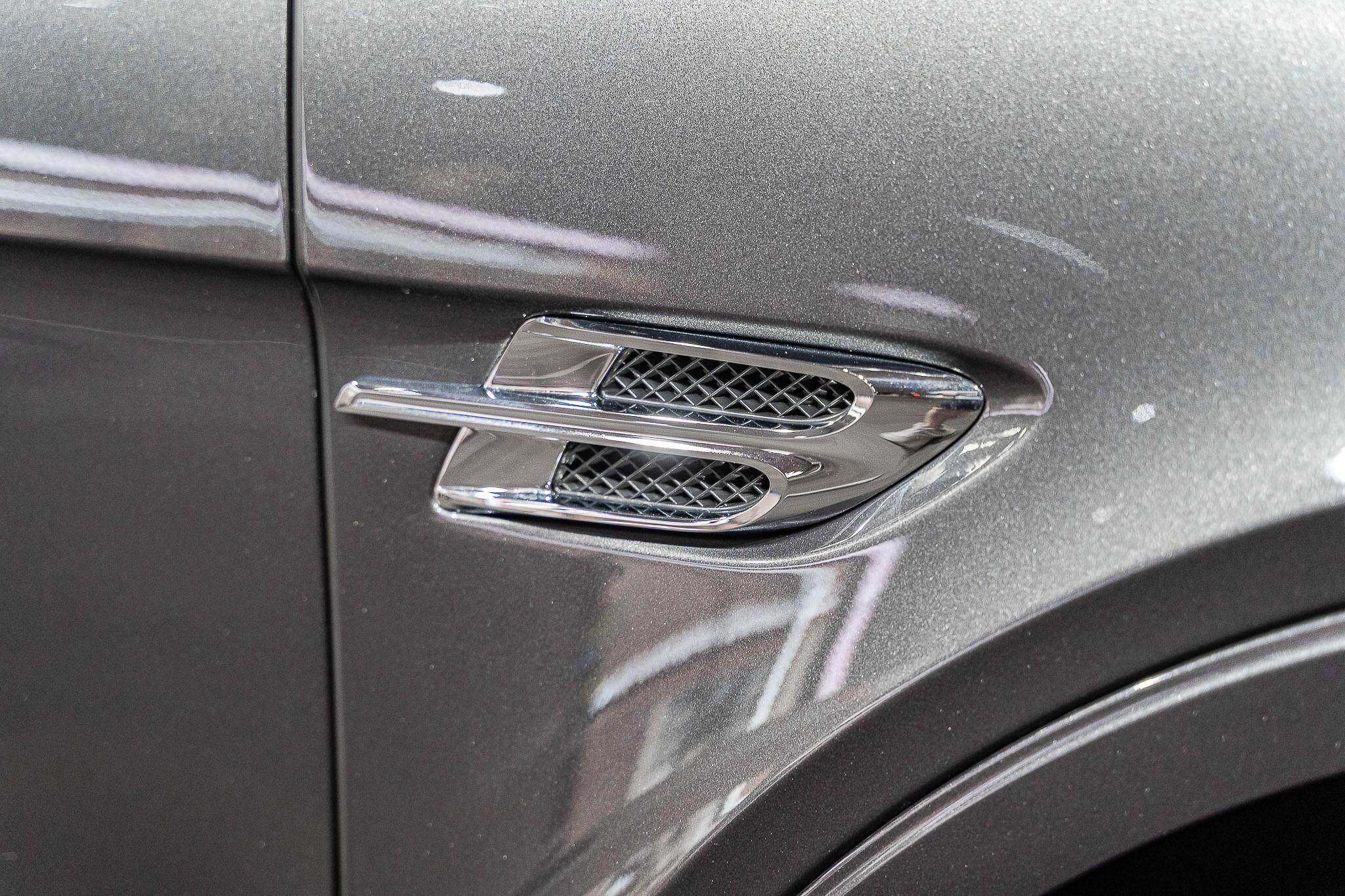 2017 Bentley Bentayga 4V Wagon 5dr Spts Auto 8sp AWD 6.0TT (5-st) [MY17] 