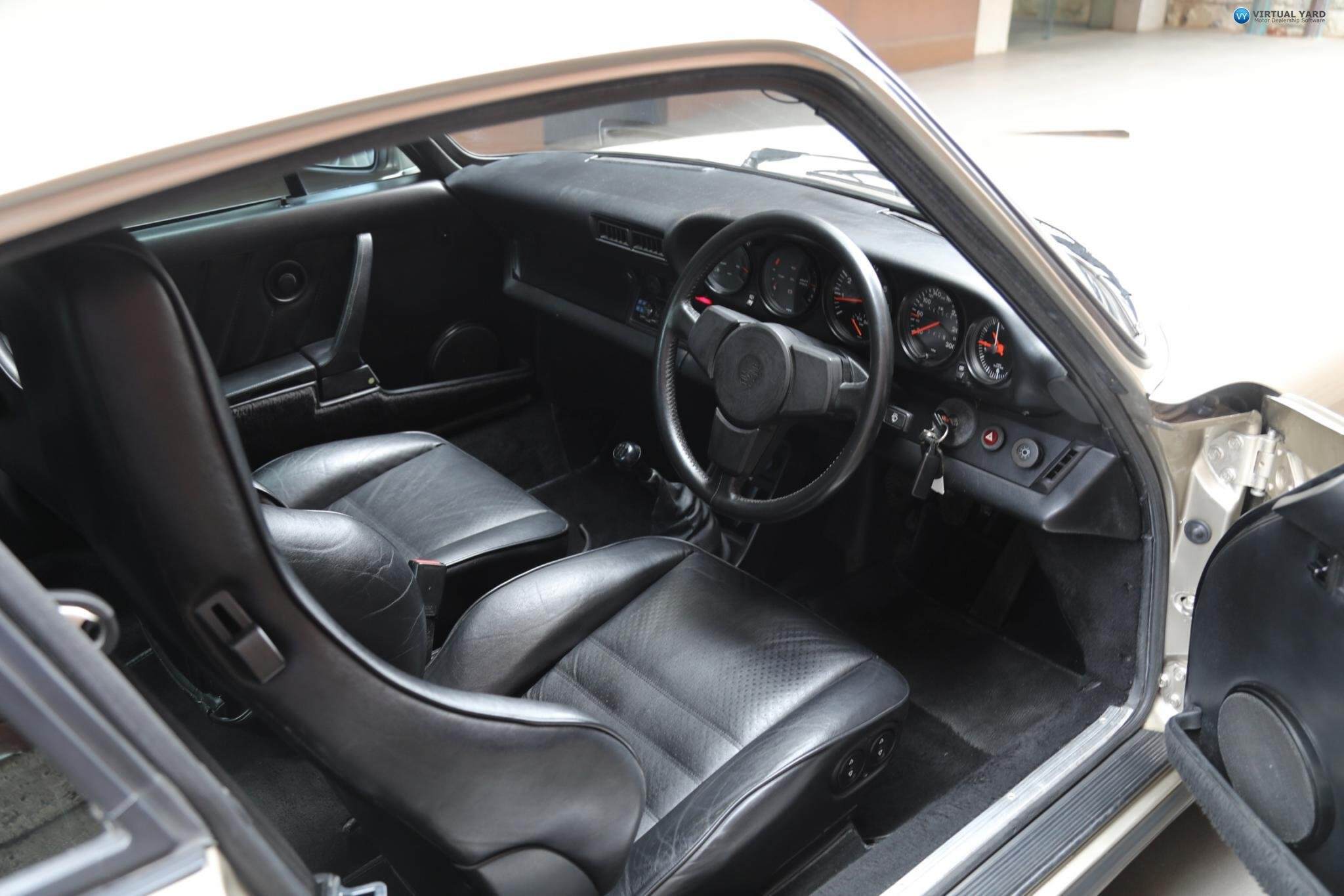 1984 Porsche 930 Turbo Coupe 2dr Man 4sp 3.3T [Nov] 