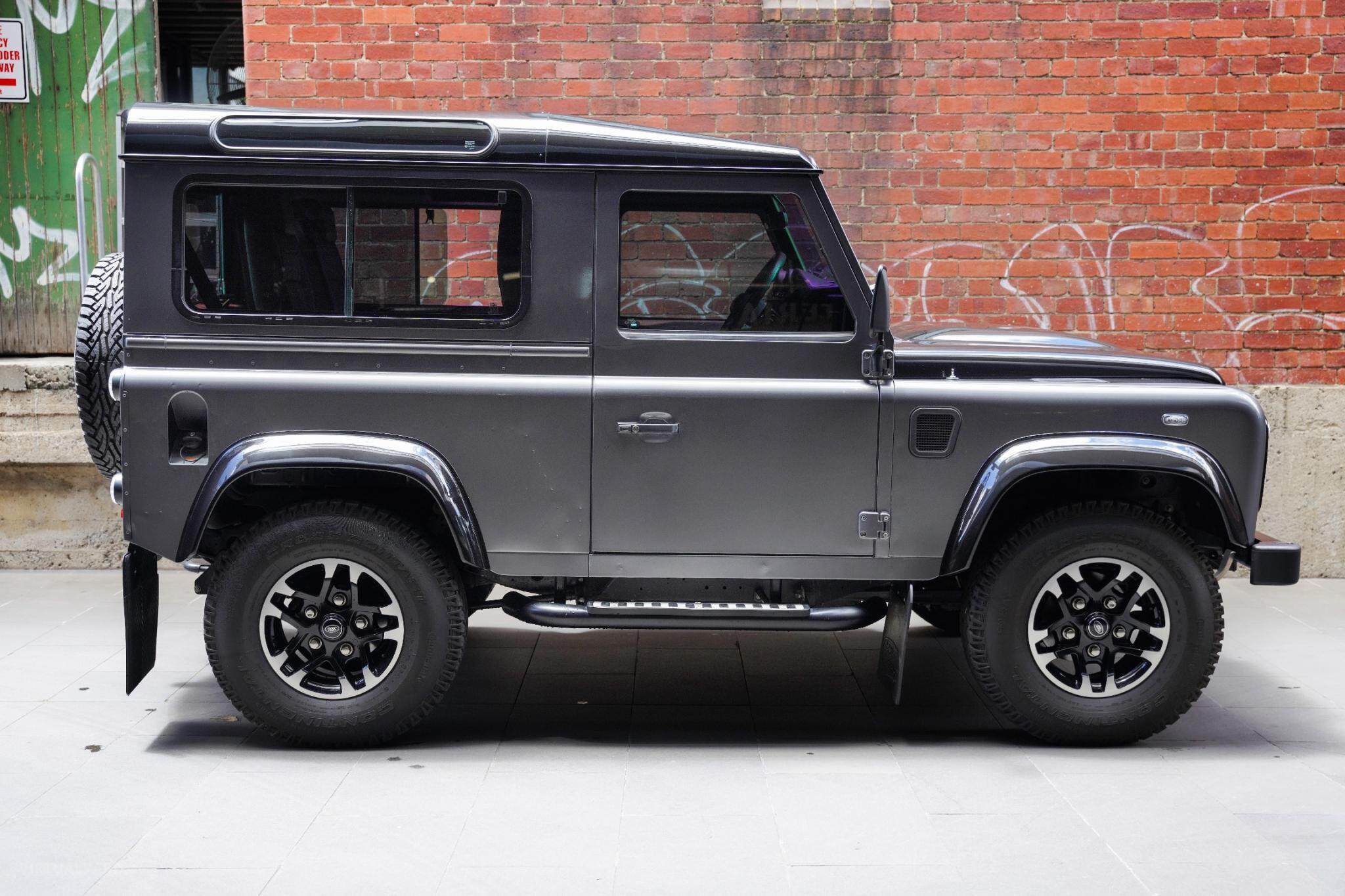 2015 Land Rover Defender 90 Adventure Wagon 3dr Man 6sp 4x4 2.2DT [MY16] 