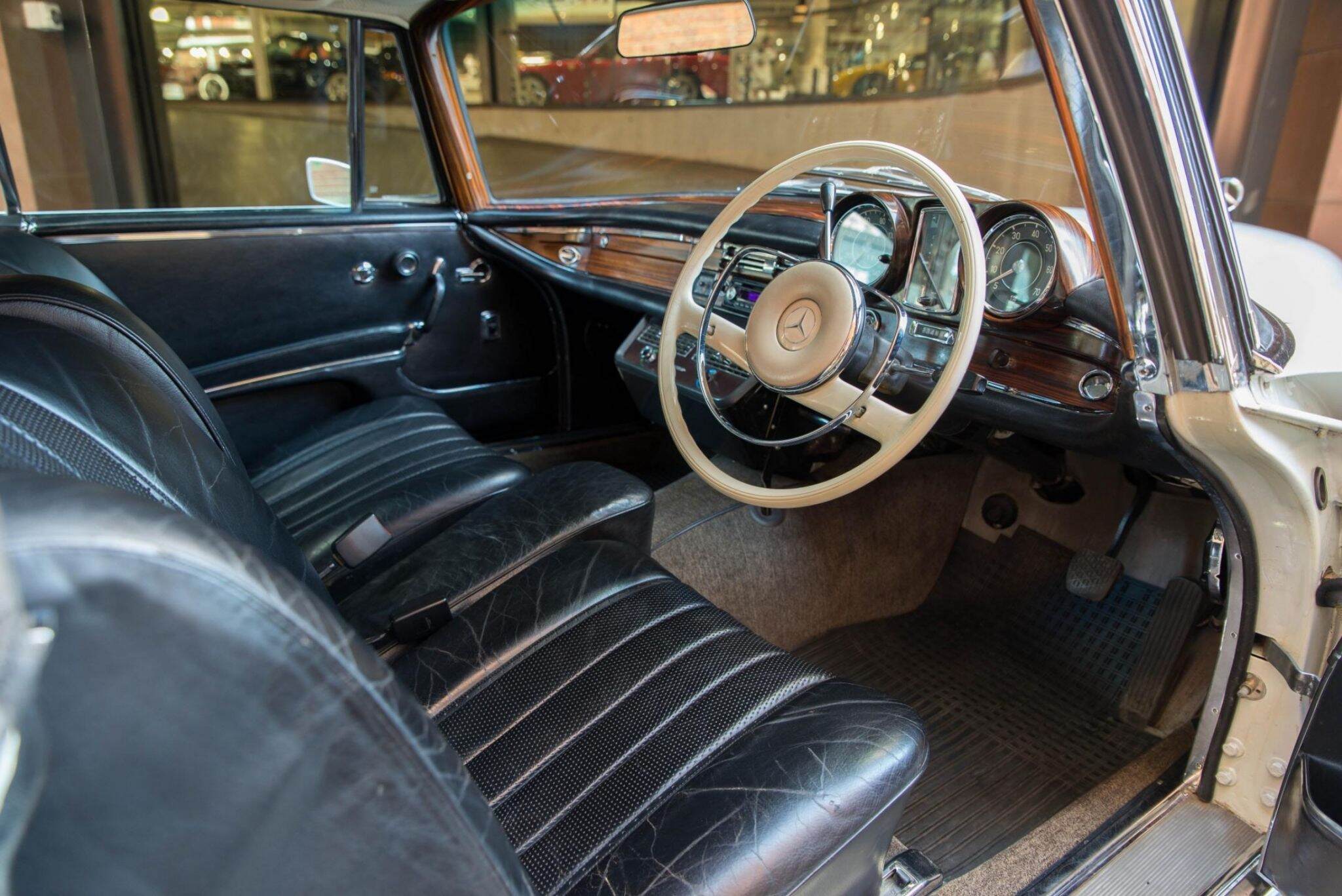 1967 Mercedes-Benz 300SE W108 Sedan 4dr Auto 4sp 3.0i 