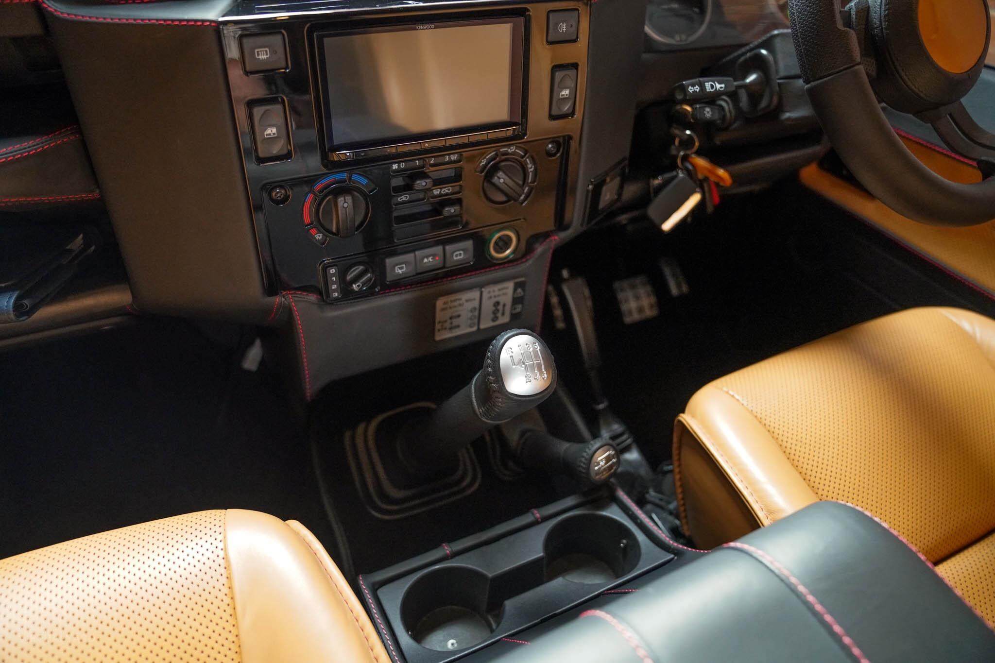 2013 Land Rover Defender 90 Wagon 3dr Man 6sp 4x4 2.2DT [MY13] 