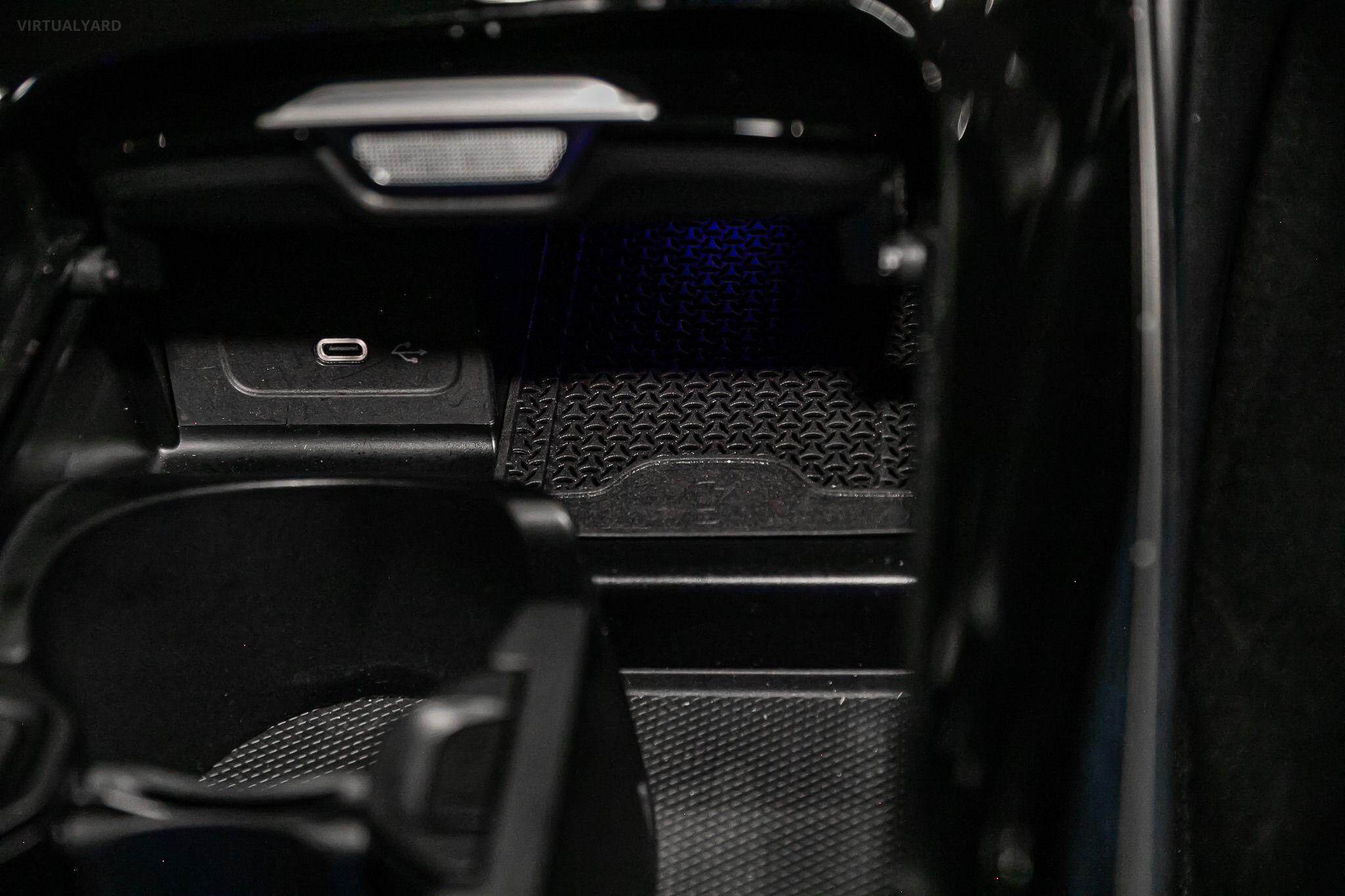 2024 MERCEDES-BENZ C-CLASS C300 W206 