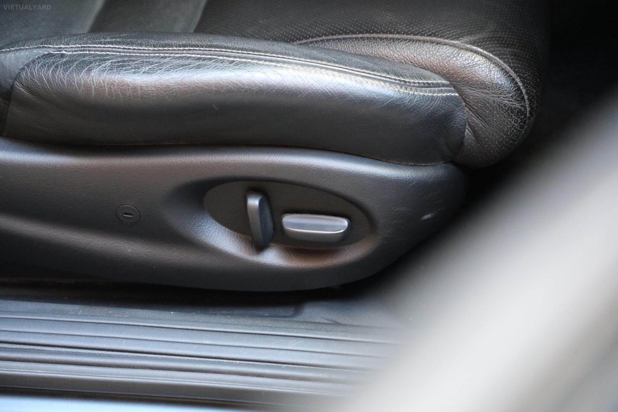 2005 Holden Special Vehicles Clubsport Z Series R8 Sedan 4dr Man 6sp 6.0i 