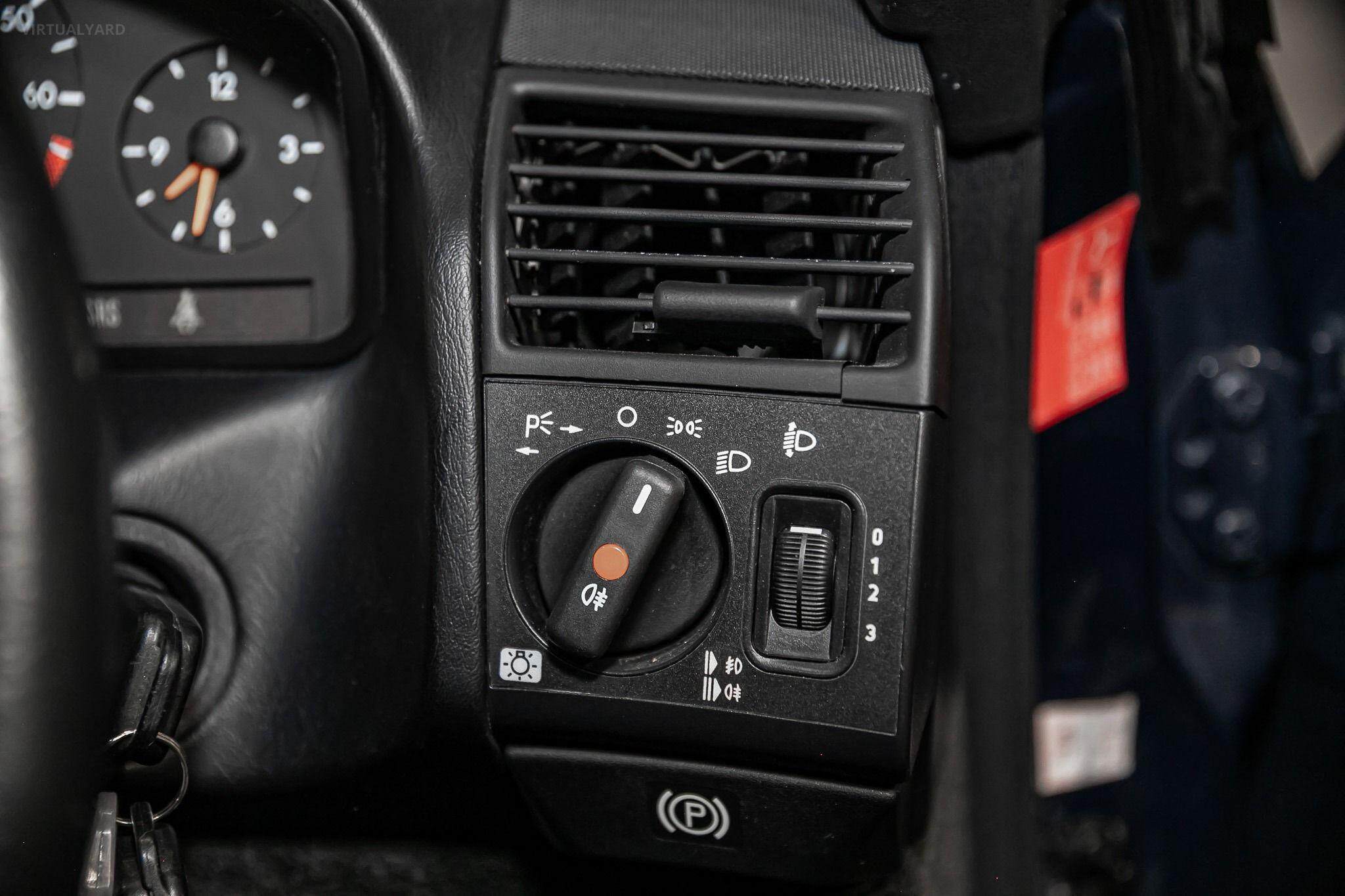 1996 Mercedes-Benz SL-Class R129 SL280 Roadster 2dr Auto 5sp 2.8i 