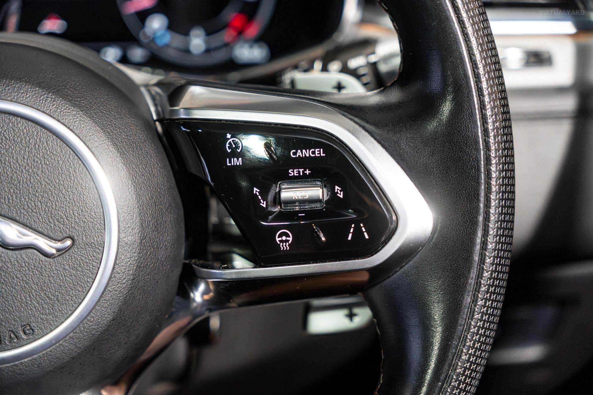 2021 JAGUAR F-PACE SVR 