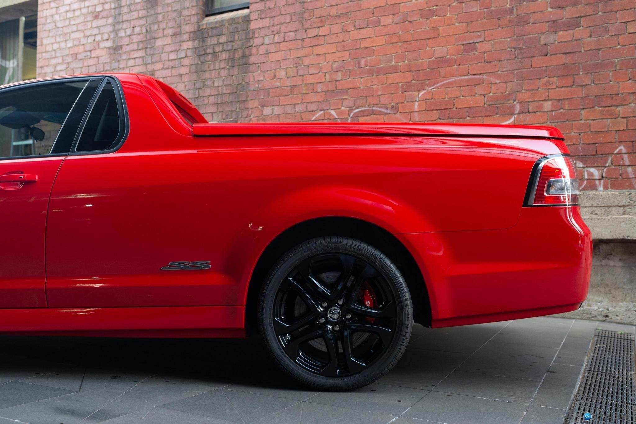 2016 Holden Ute VF II MY16 SS V Redline Ute Extended Cab 2dr Man 6sp 6.2i 