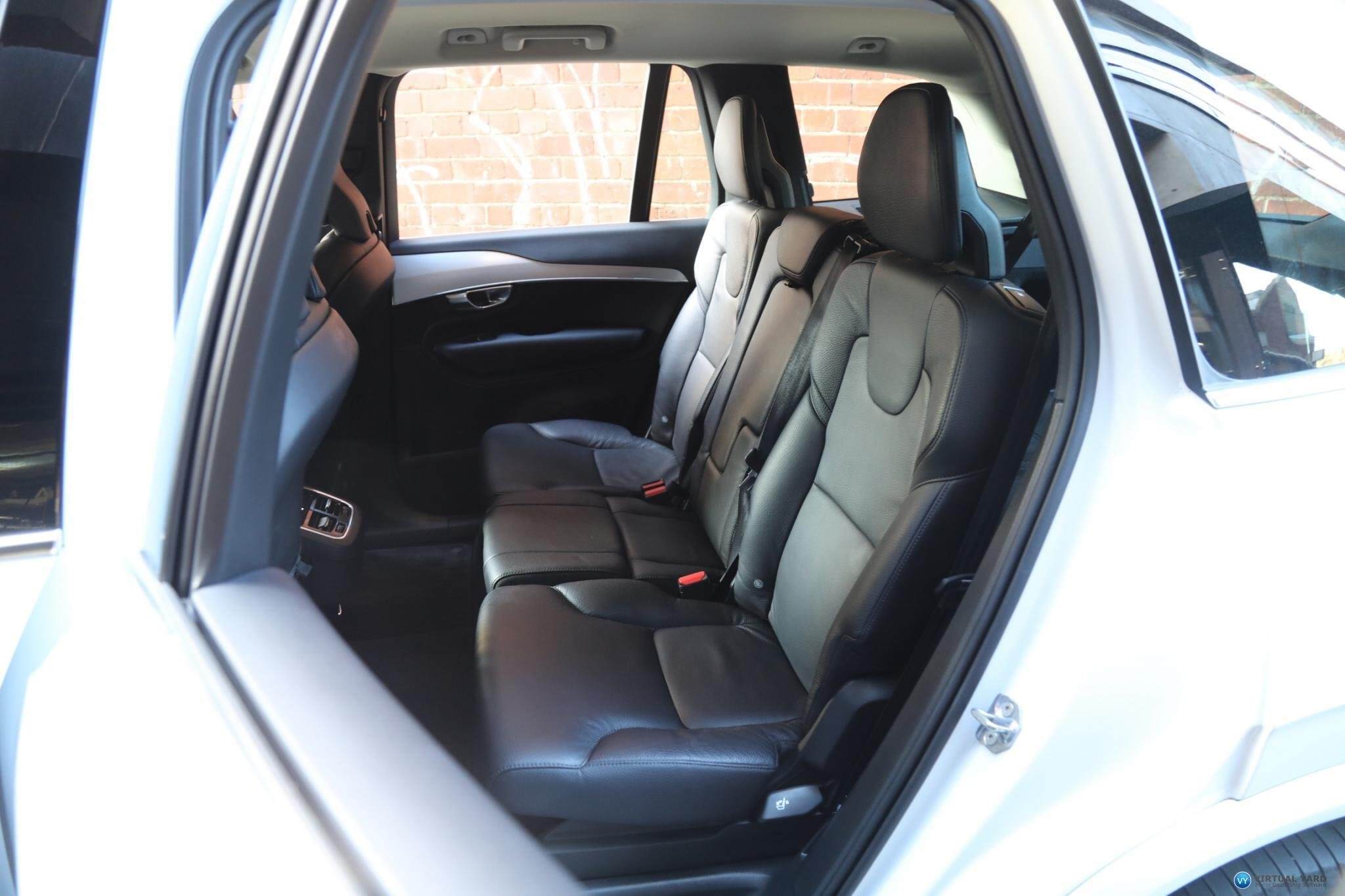 2019 Volvo XC90 D5 Momentum Wagon 7st 5dr Geartronic 8sp AWD 2.0DTT [MY20] 