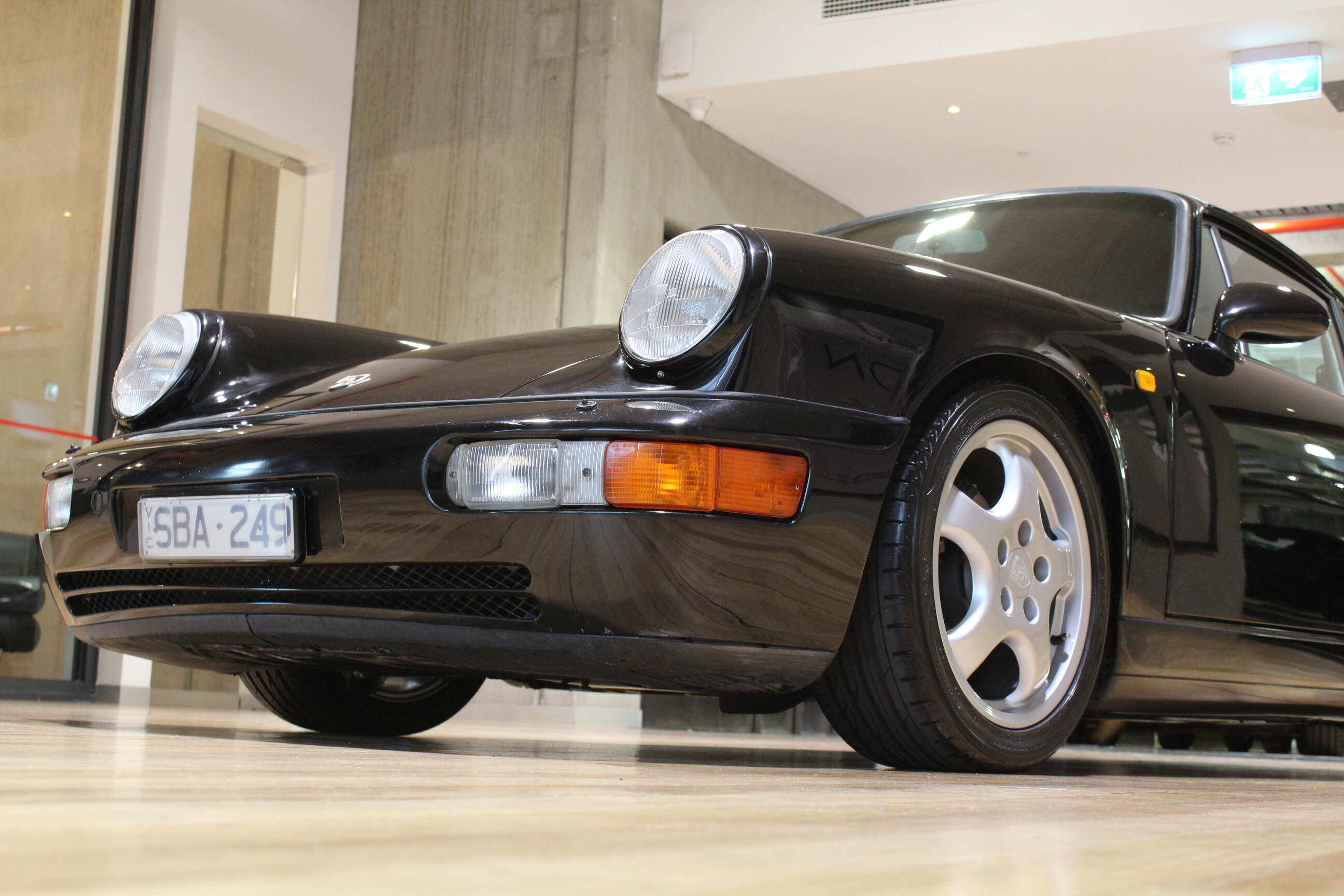 1990 Porsche 911/964 Carrera 4 