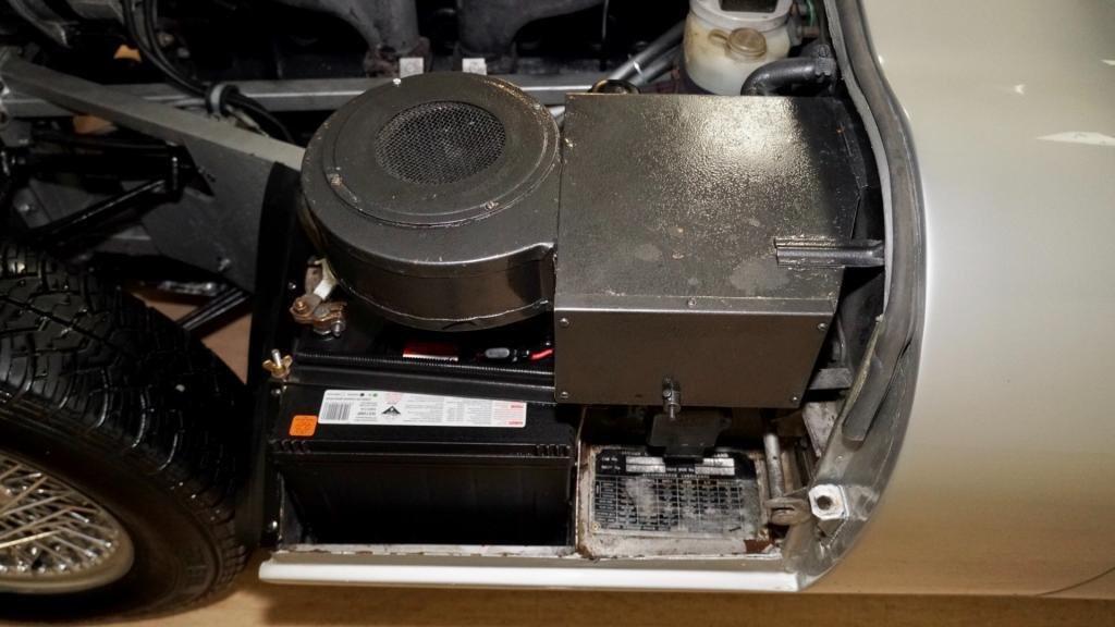 1970 Jaguar E-Type Series 2 (FHC) 