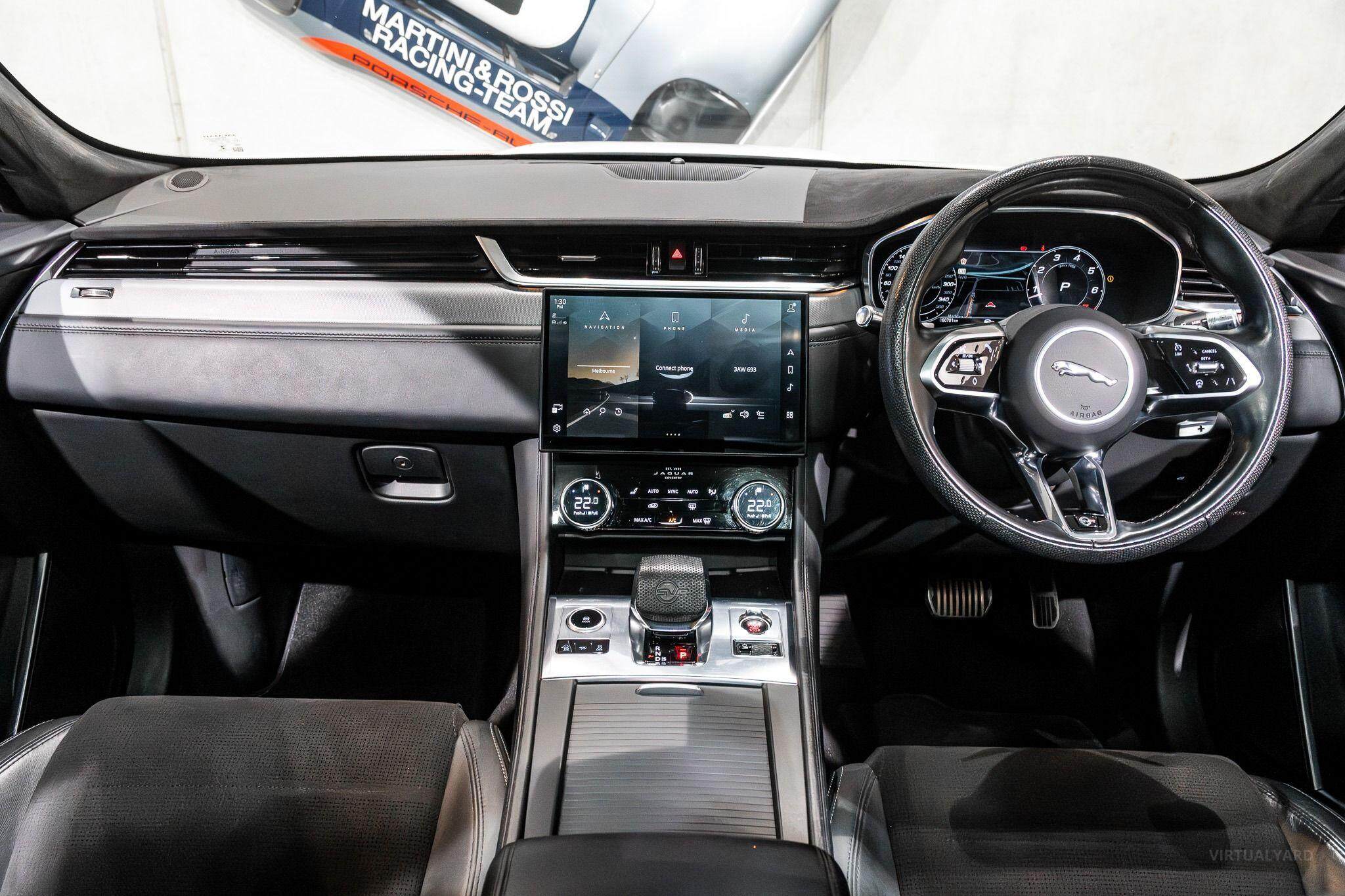 2021 JAGUAR F-PACE SVR 