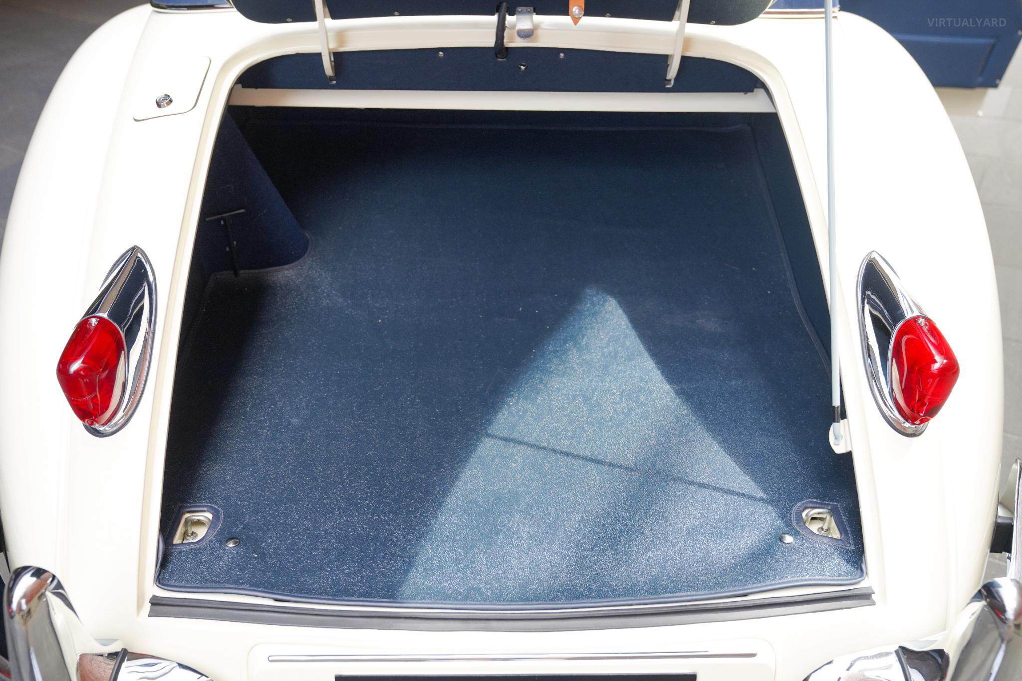 1955 Jaguar XK140 DHC  