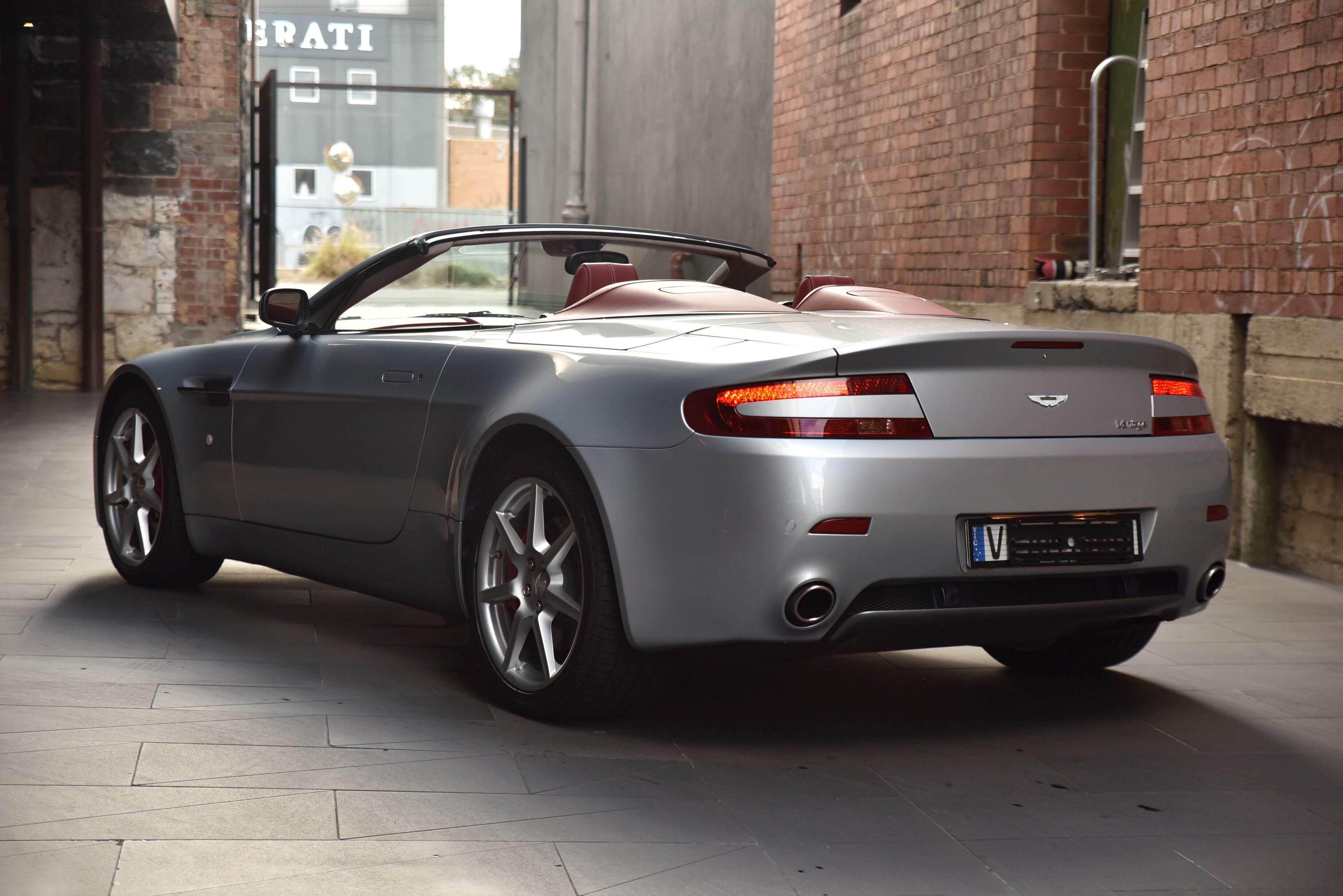 2007 Aston Martin V8 Vantage Roadster 2dr Seq. Mac 6sp 4.3i [MY08] 
