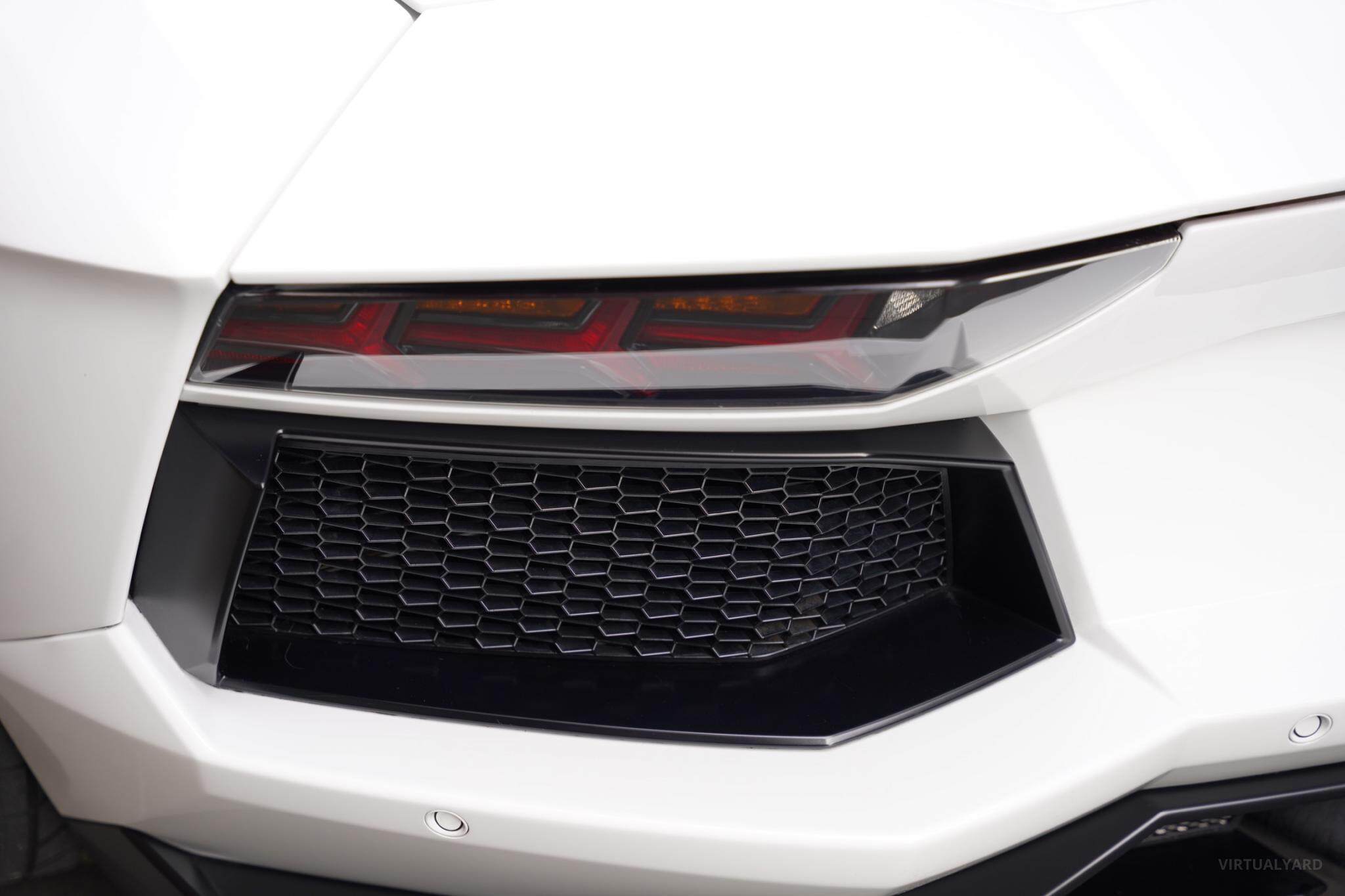 2011 Lamborghini Aventador 834 LP700-4 Coupe 2dr ISR 7sp AWD 6.5i [Mar] 